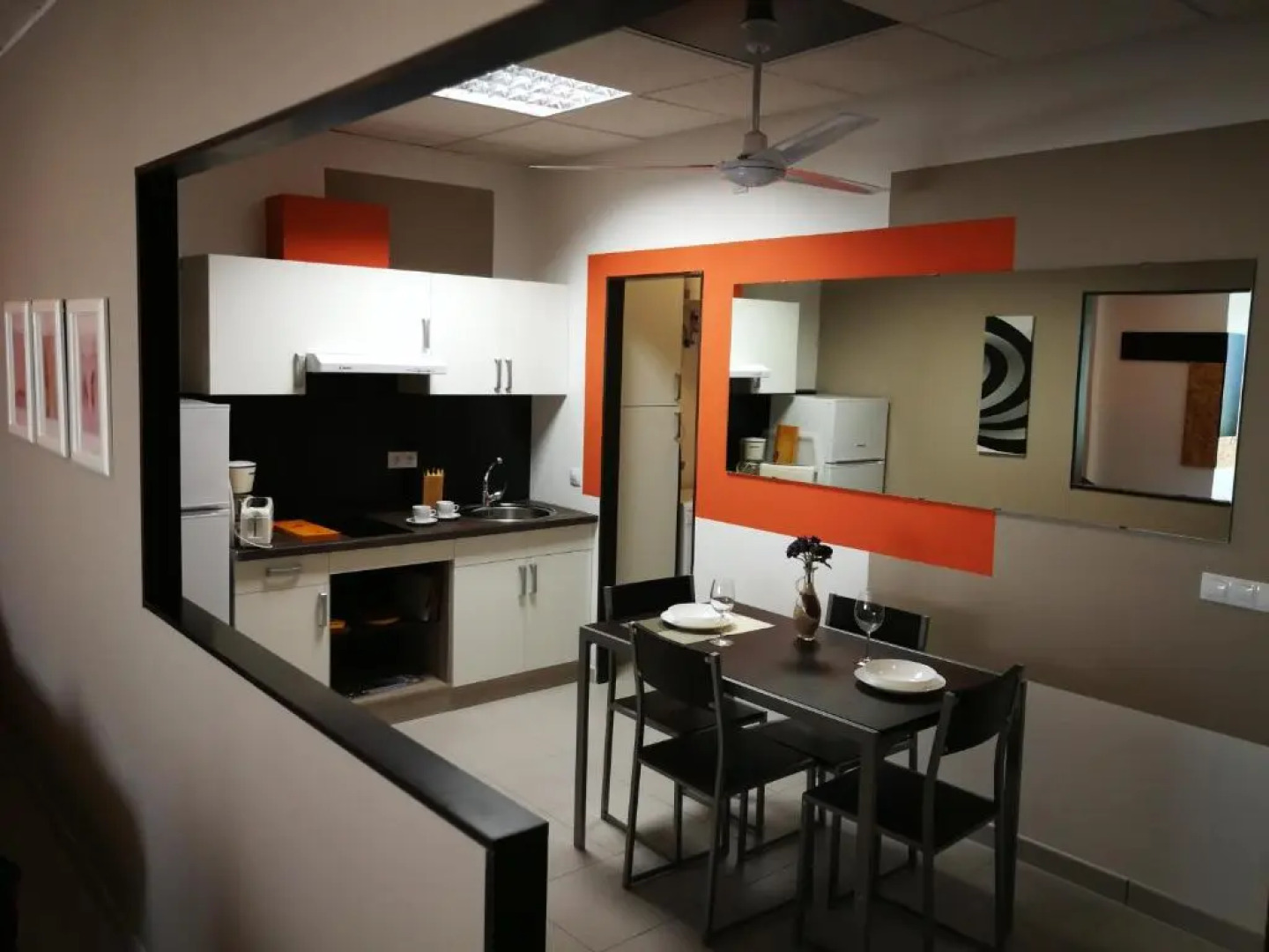 1V - Luxury Apartment Near Beach