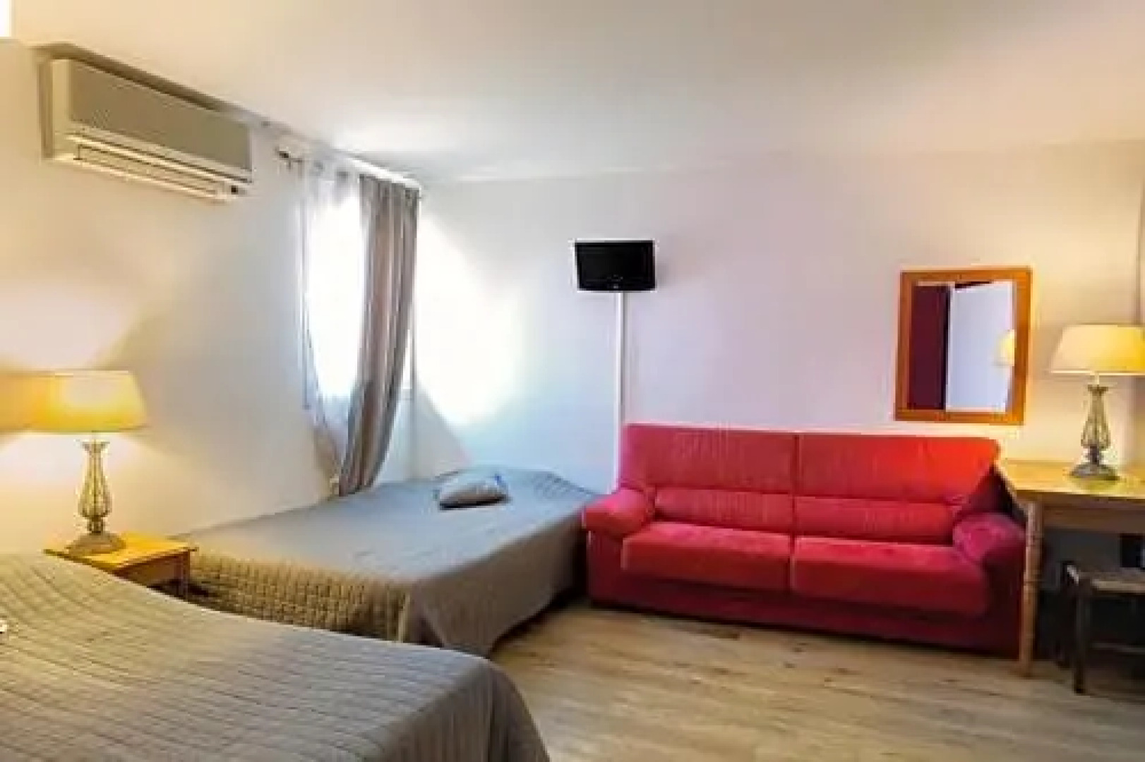 Bel Hôtel Restaurant La Gentilhommiere