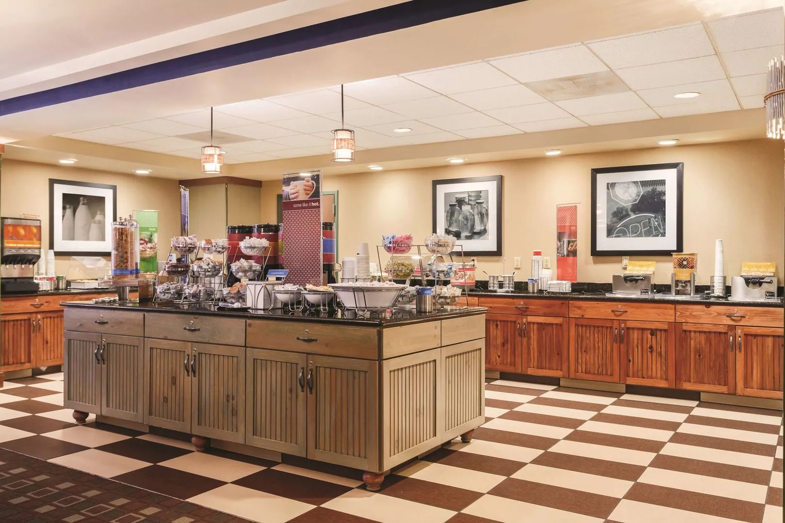 Hampton Inn & Suites Lake George