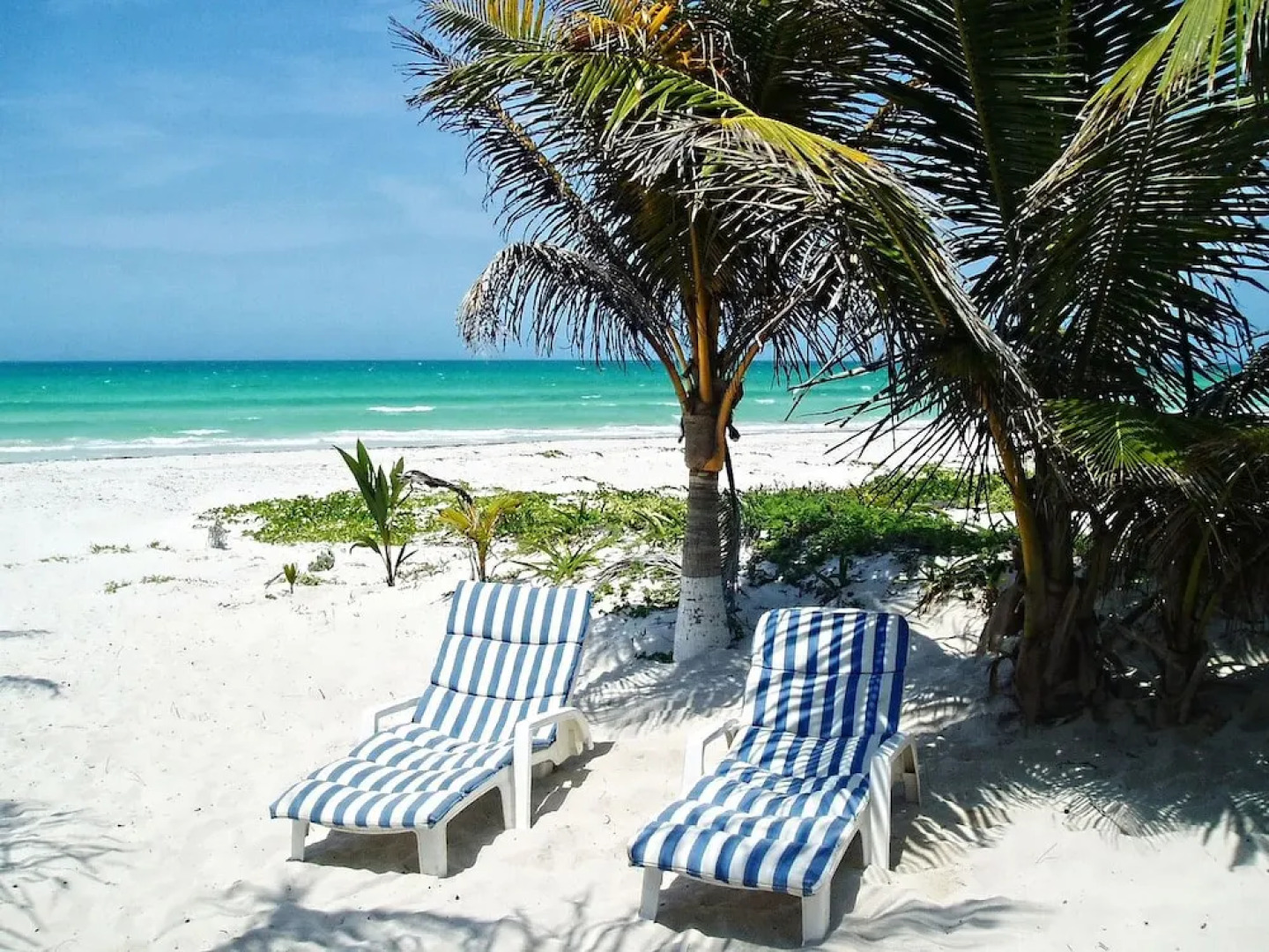 Beachfront Groundfloor Hacienda del Cuyo