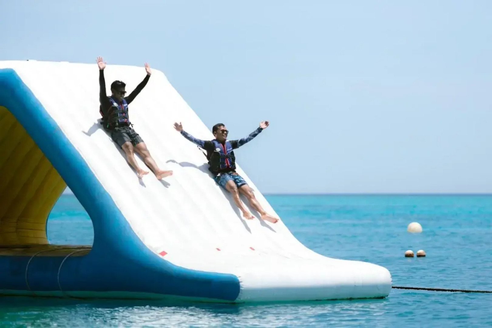 Mari Mari Backpackers Lodge, Mantanani Island