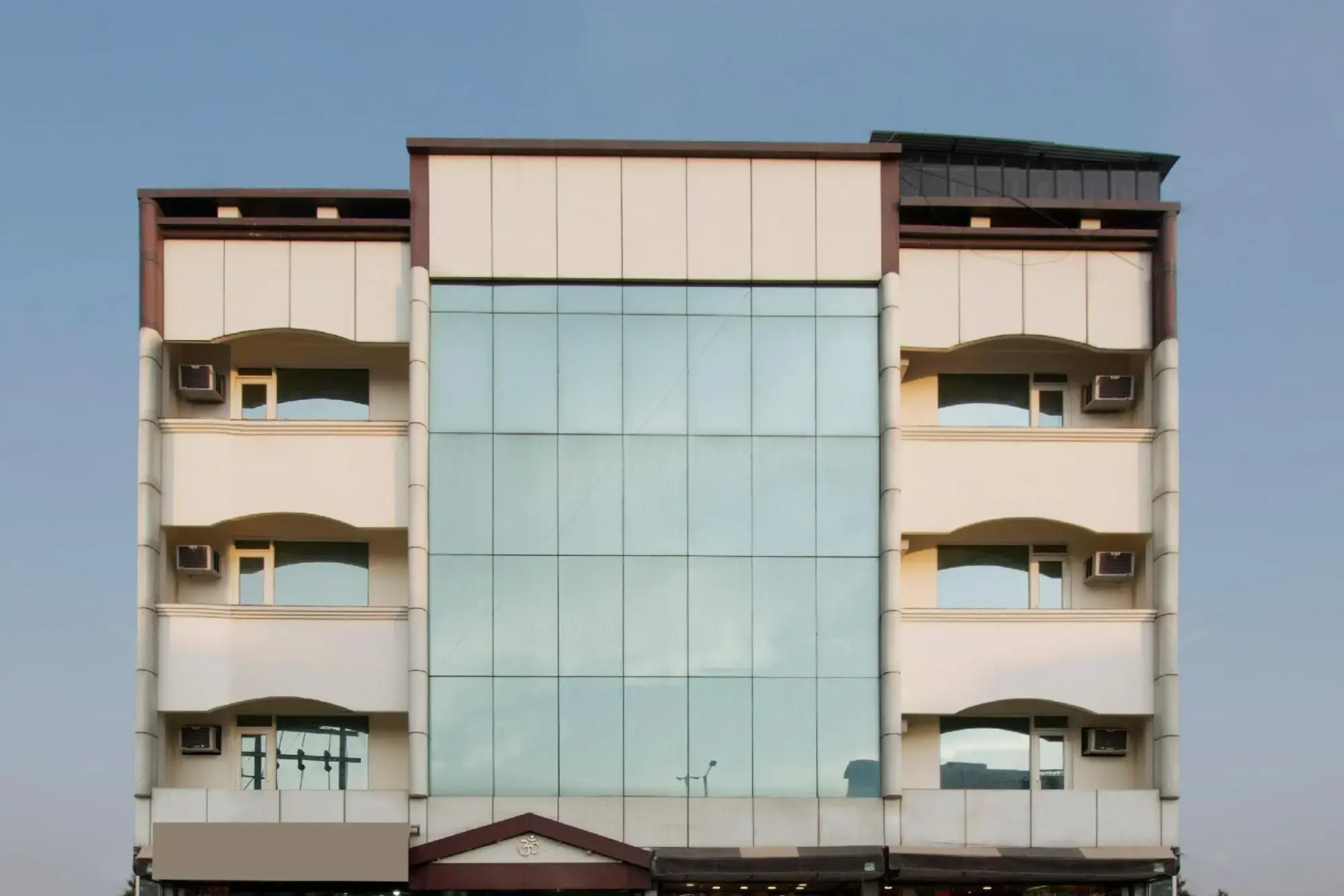 OYO 6647 Om Hari Residency