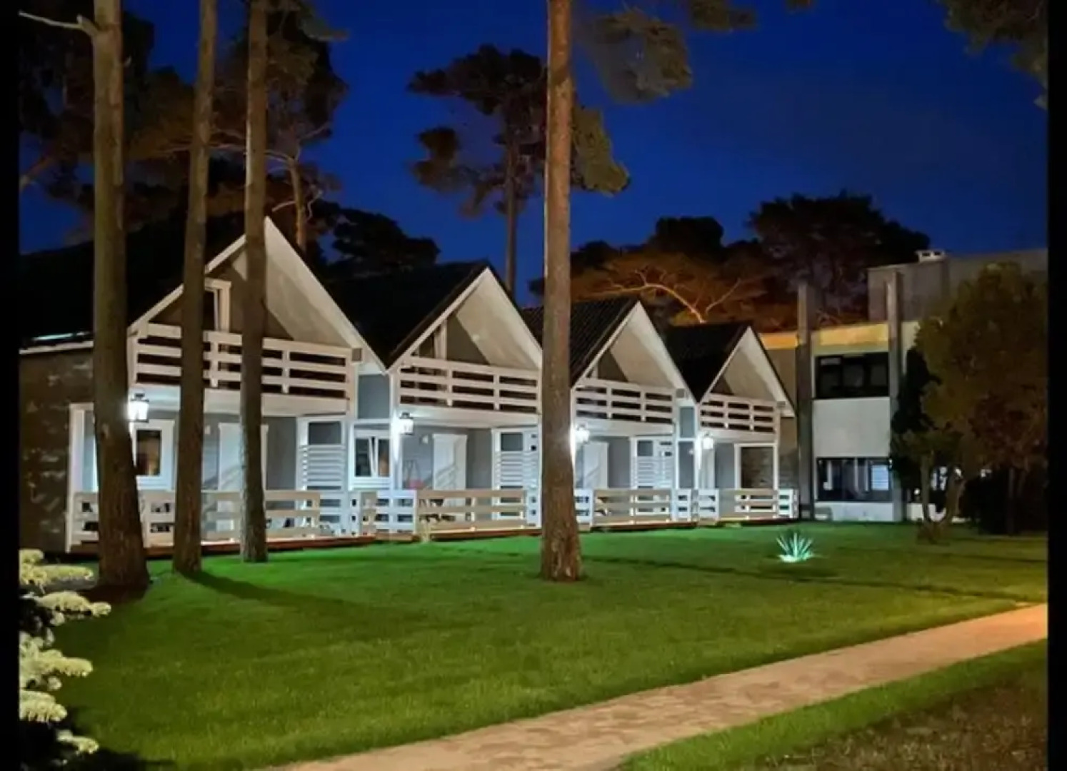 House for 6 With Swimming Pool