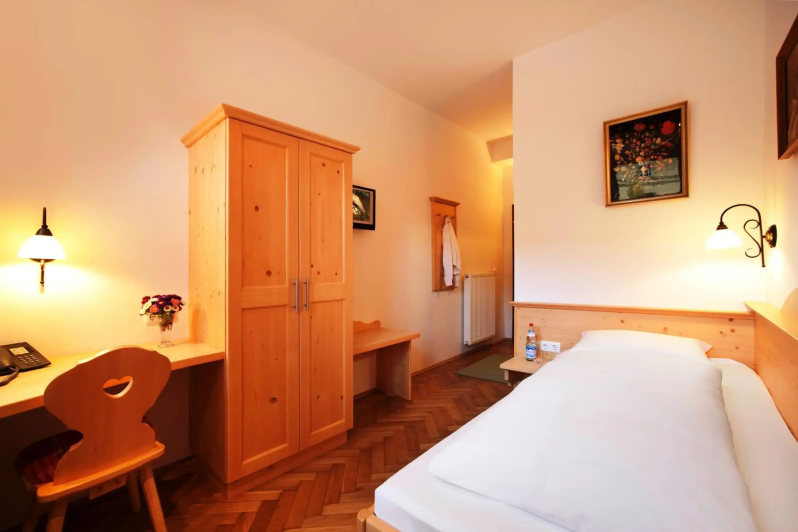 Hahn Hotel