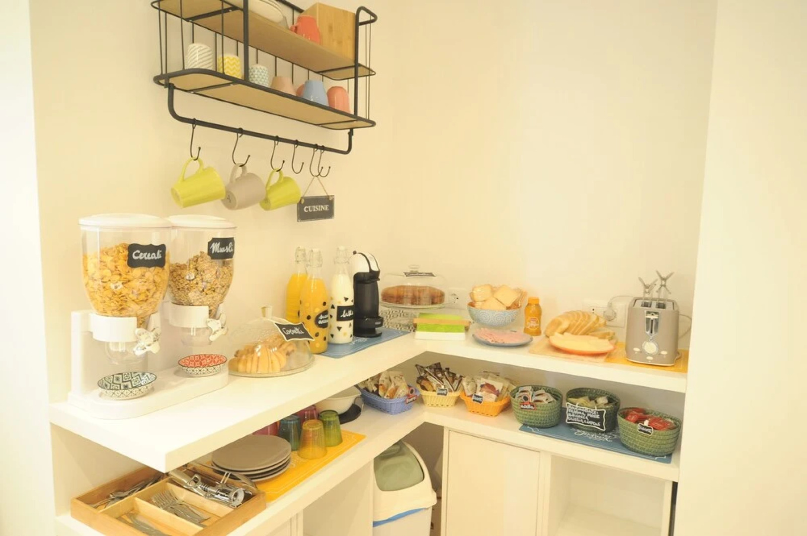 The Corner 180 Suite