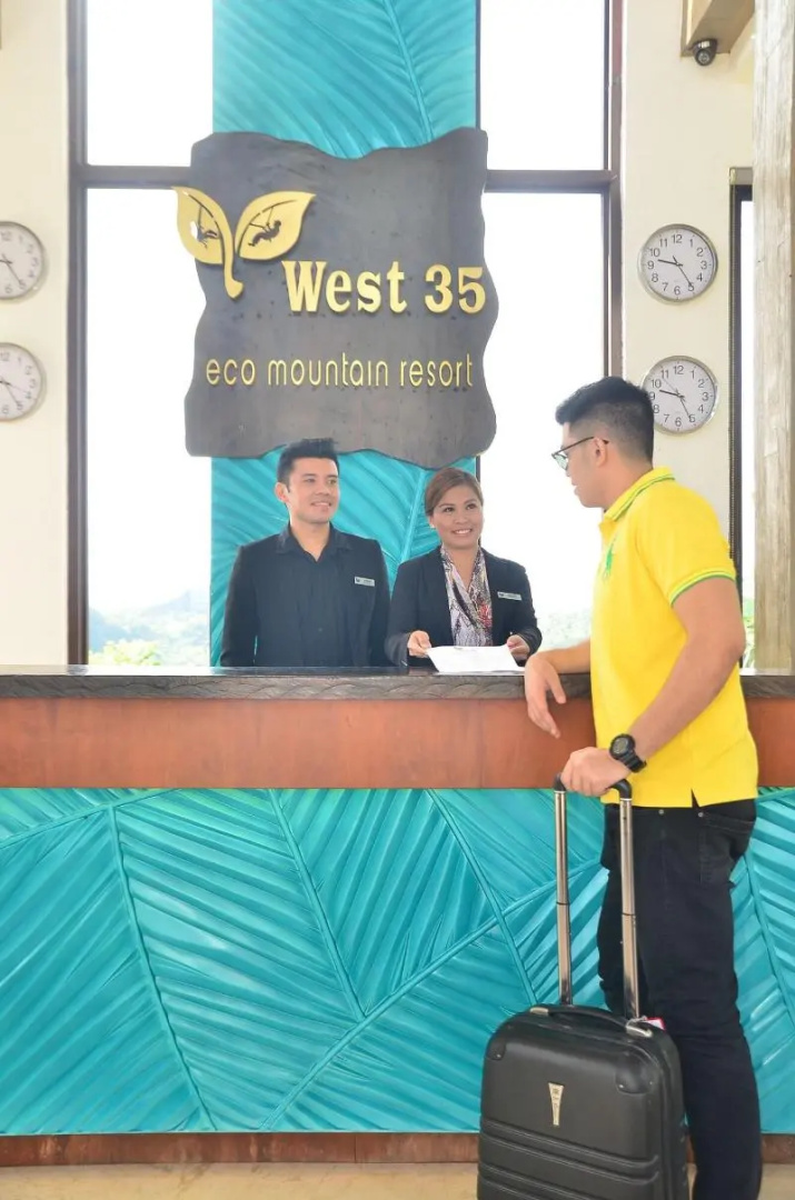 West 35 Eco Mountain Resort