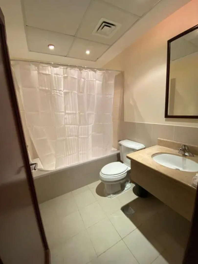 4 bedroom apt in king Abdullah economy city ابراج الشاطي