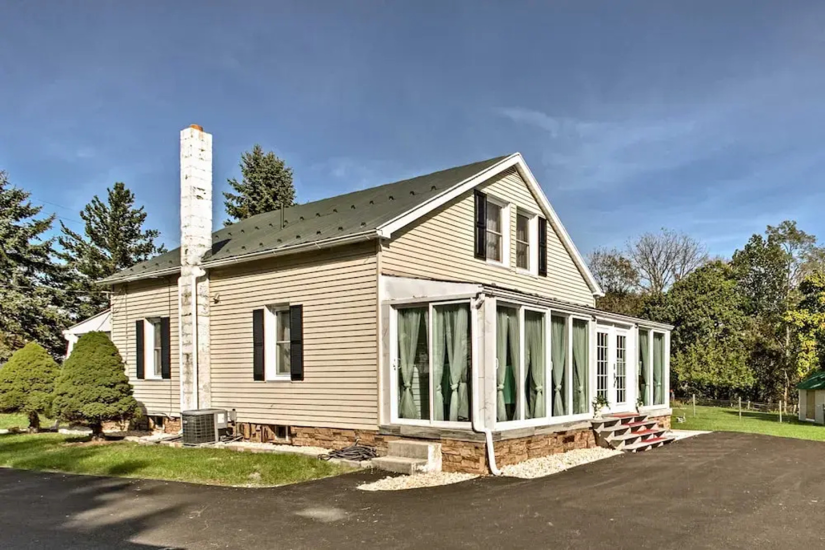 Spacious Retreat w/ Pool ~ 2 Mi to Hershey Park!