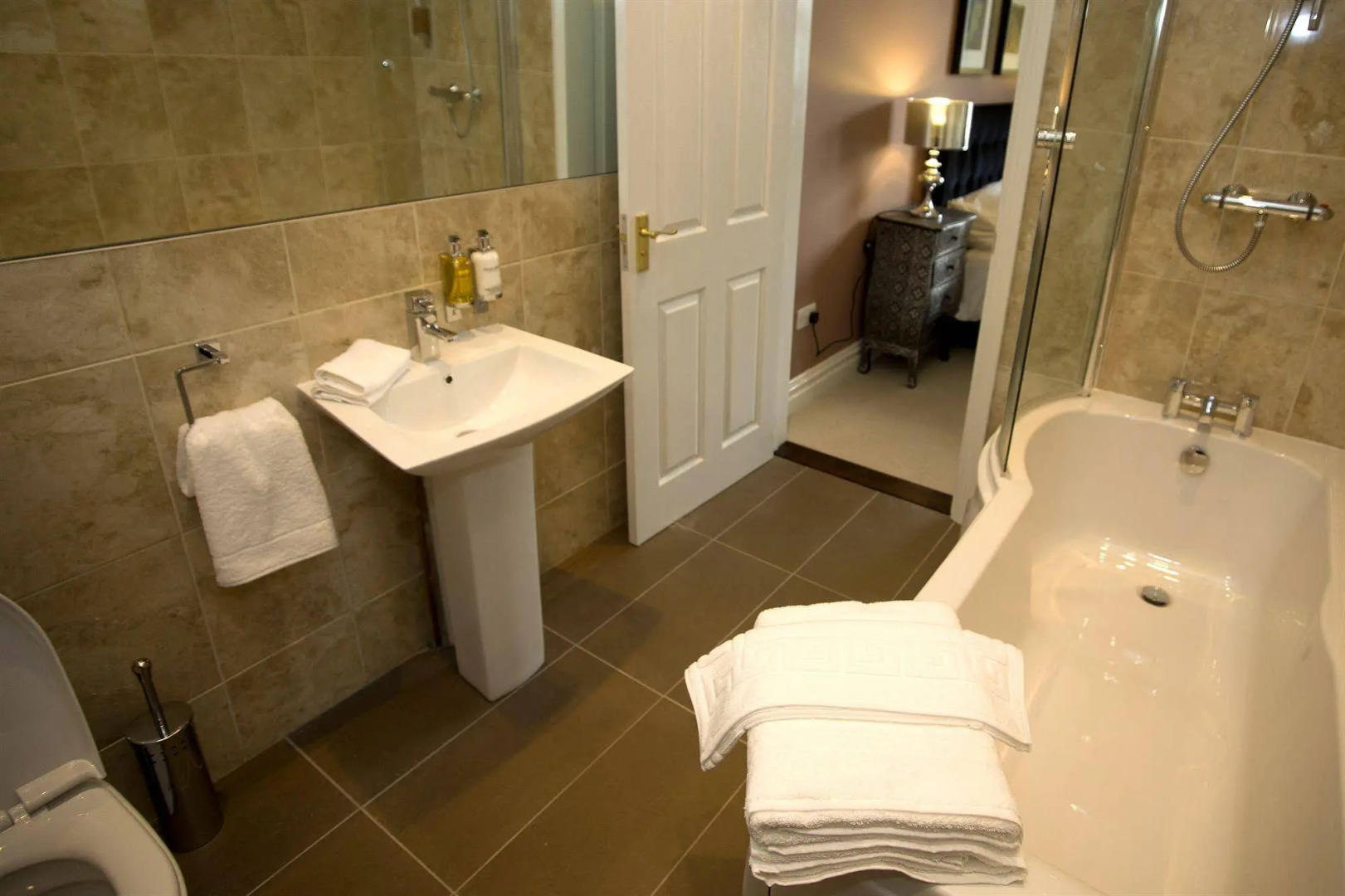 Innocence Rooms (East)