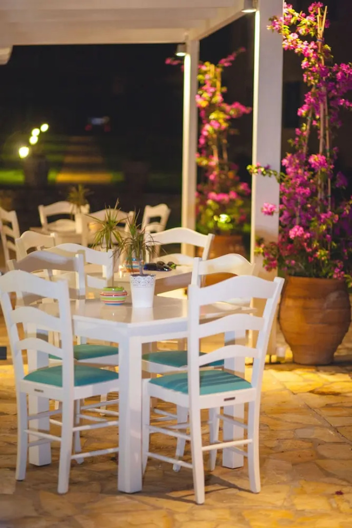 Kyparissia Blue Luxury Rooms & Suites