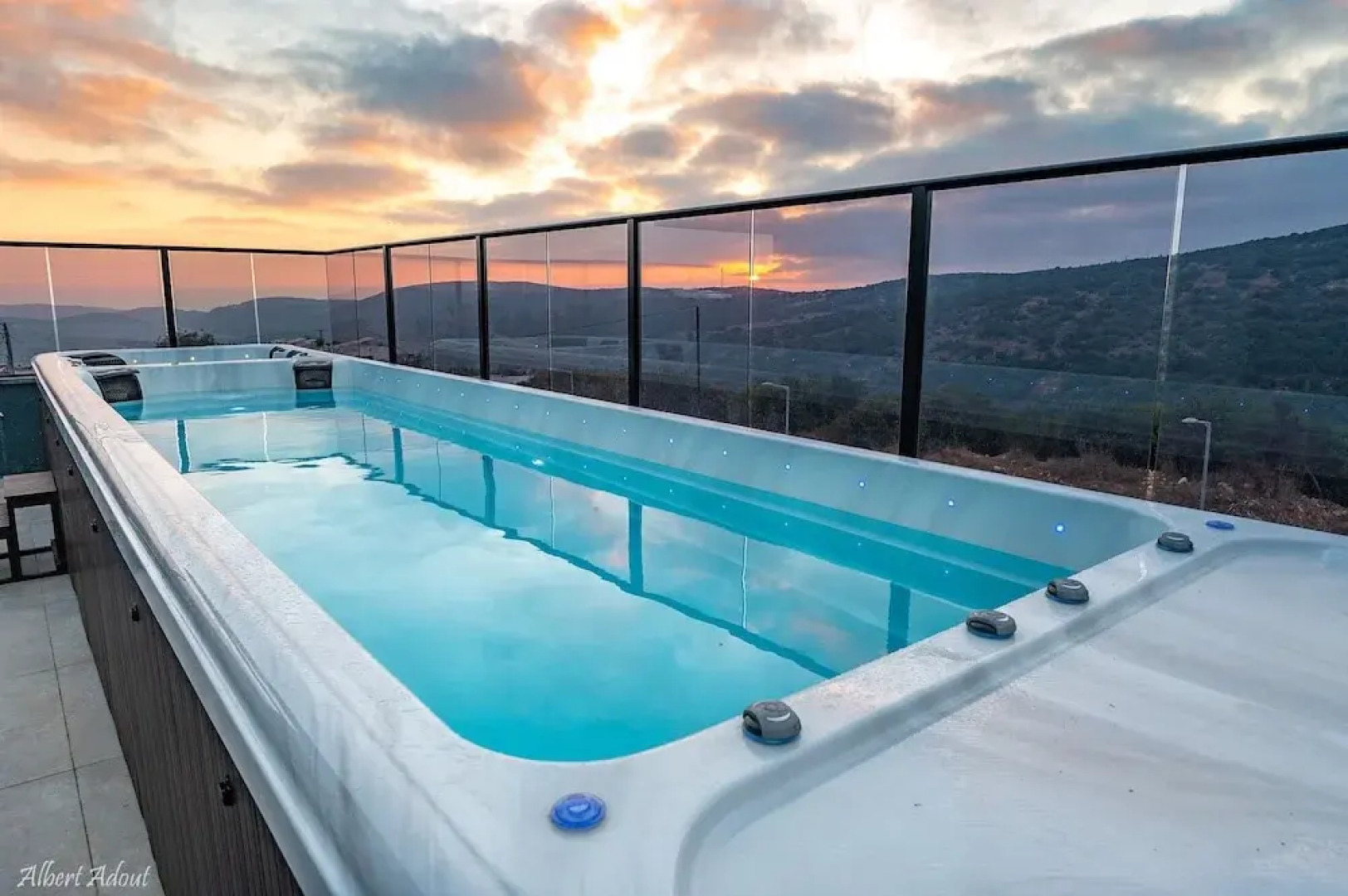 Naomi Boutique Suites