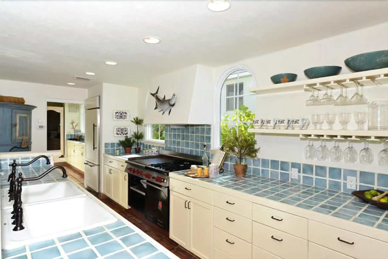 Villa Marisol by RedAwning