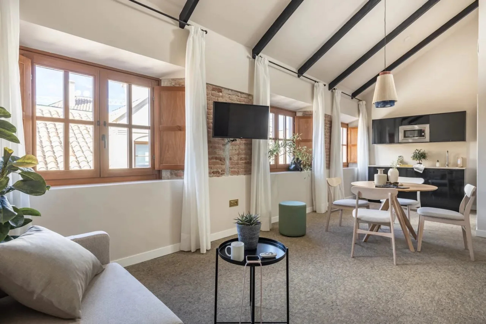 Apartamentos Líbere Málaga Teatro Romano