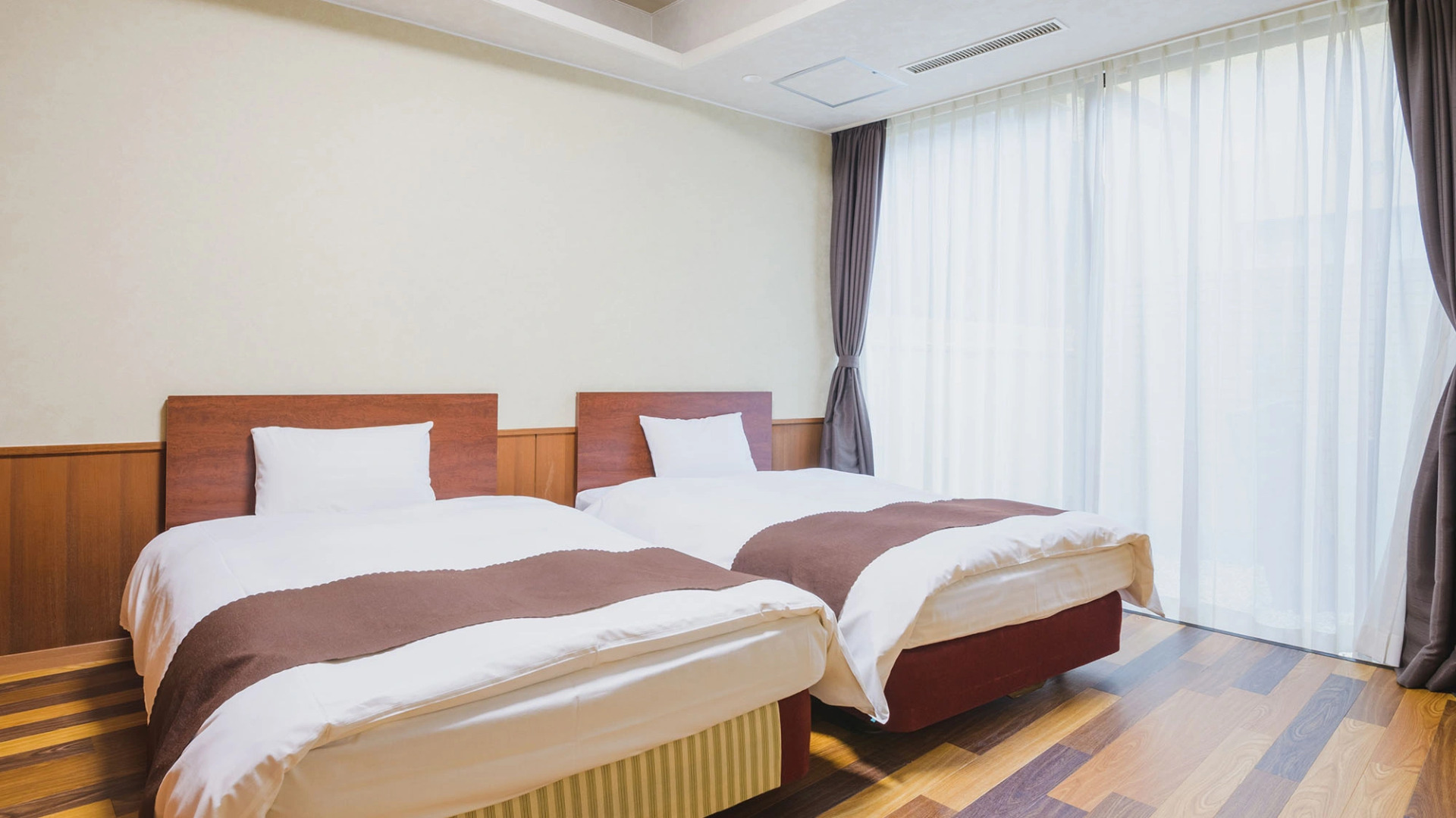 Ooedo-Onsen Monogatari Hotel Awara