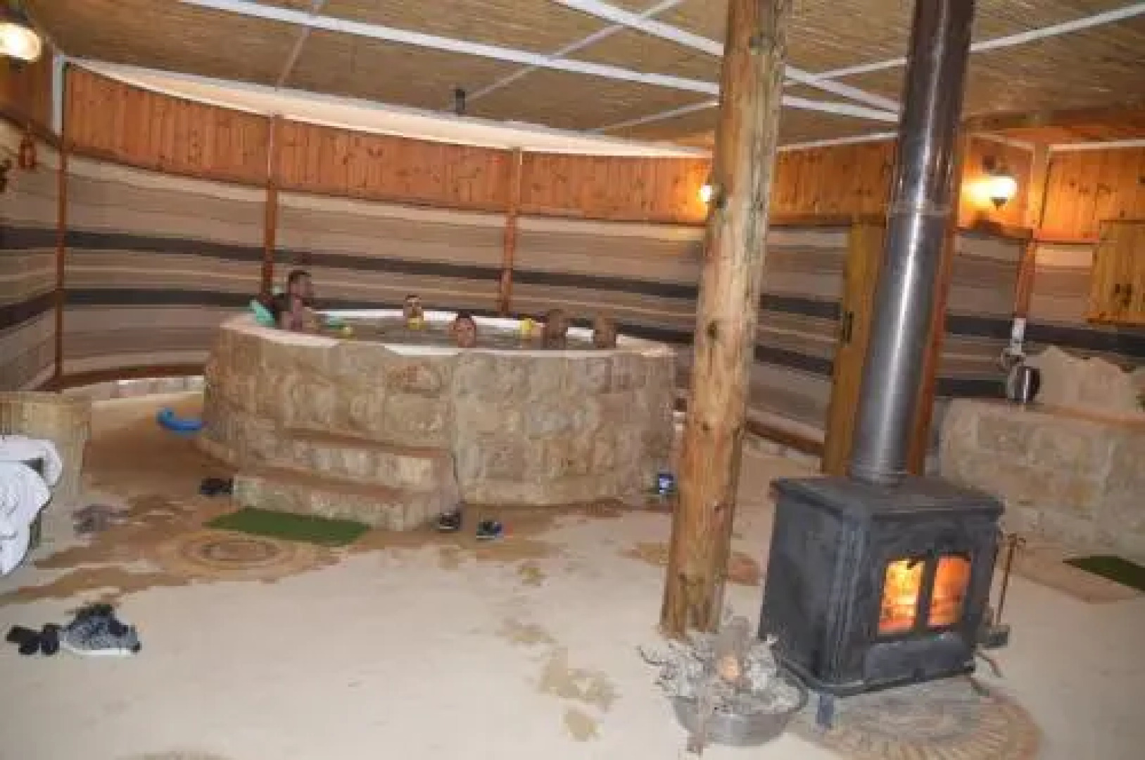 Shkutai Hottub Arava