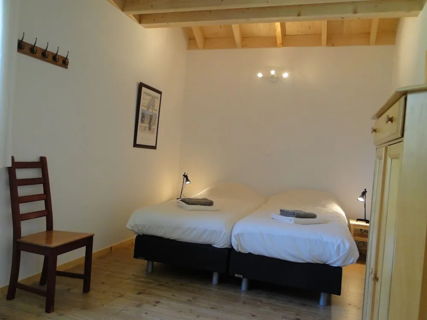 Modern Chalet with Swimming Pool and Sauna in Venosc