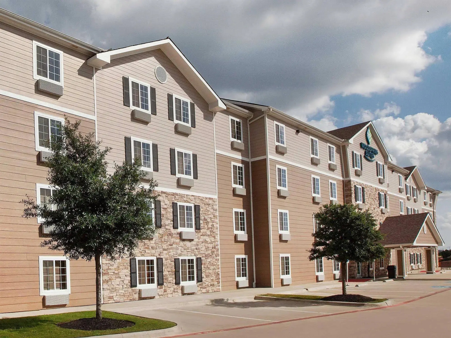 WoodSpring Suites College Station