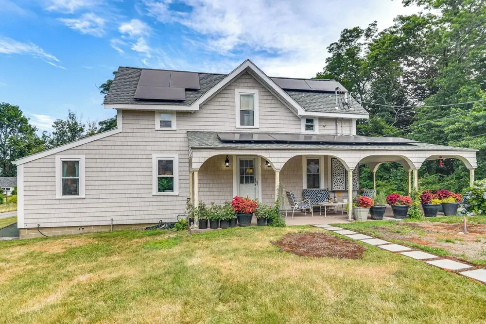 Private Heated Pool: Family Cottage in Plymouth!