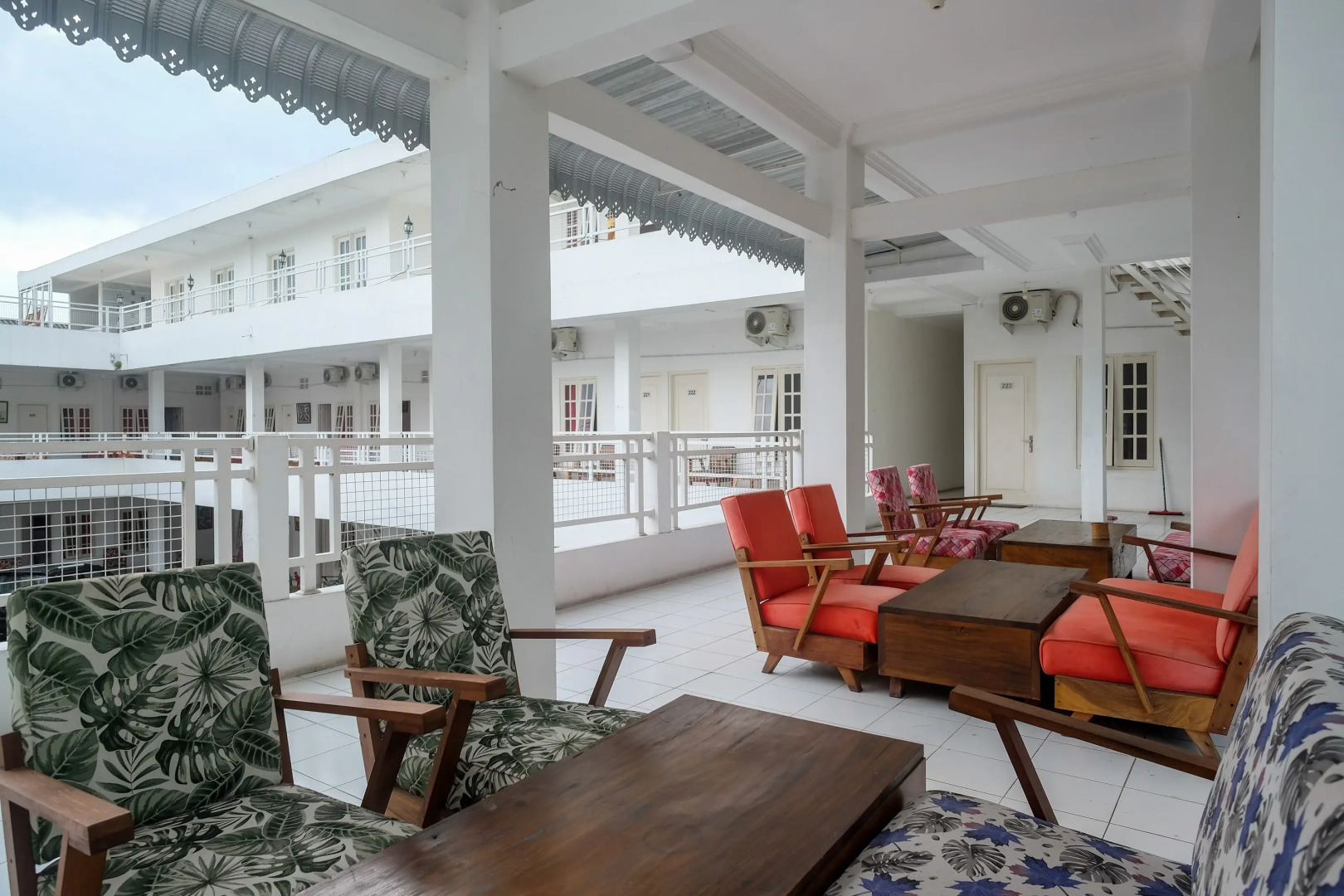 RedDoorz Plus near UMS Solo