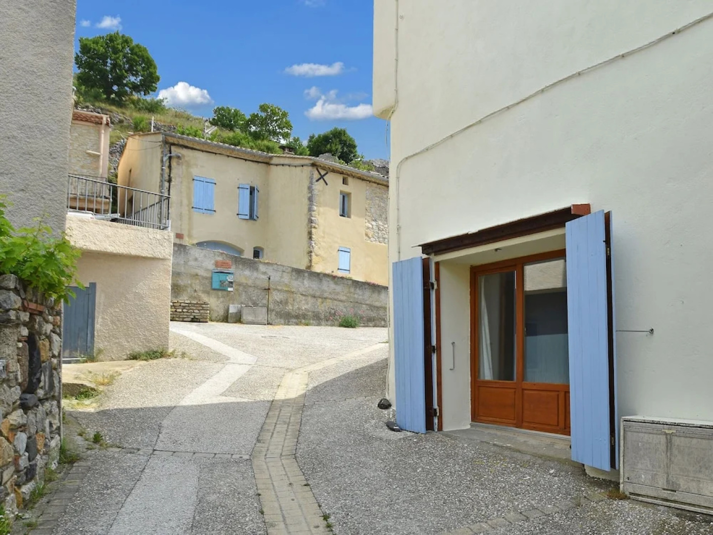 Quaint Holiday Home in Languedoc-roussillon With Garden