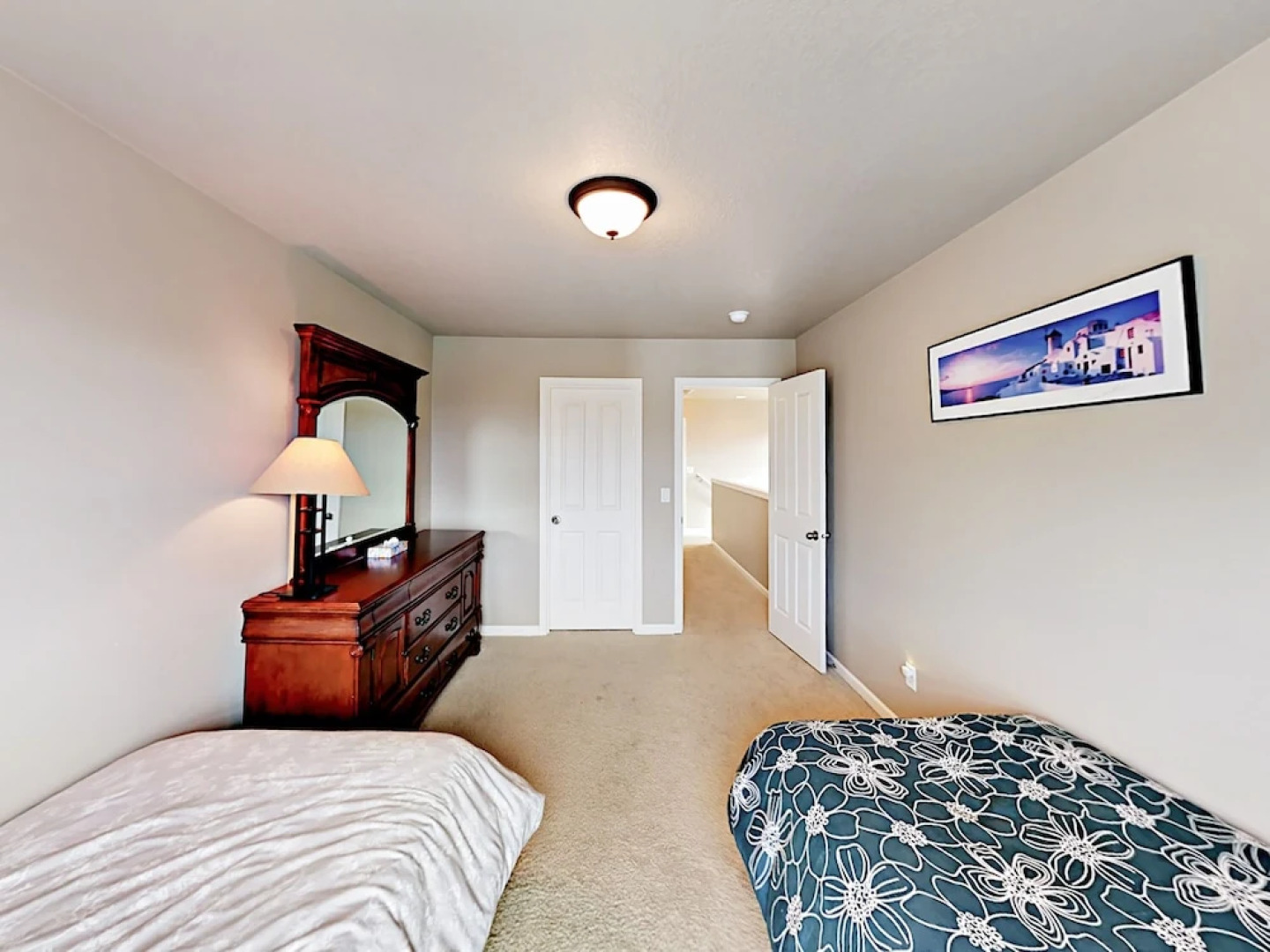 1595 Sundown Home 2 Bedrooms 2.5 Bathrooms Home