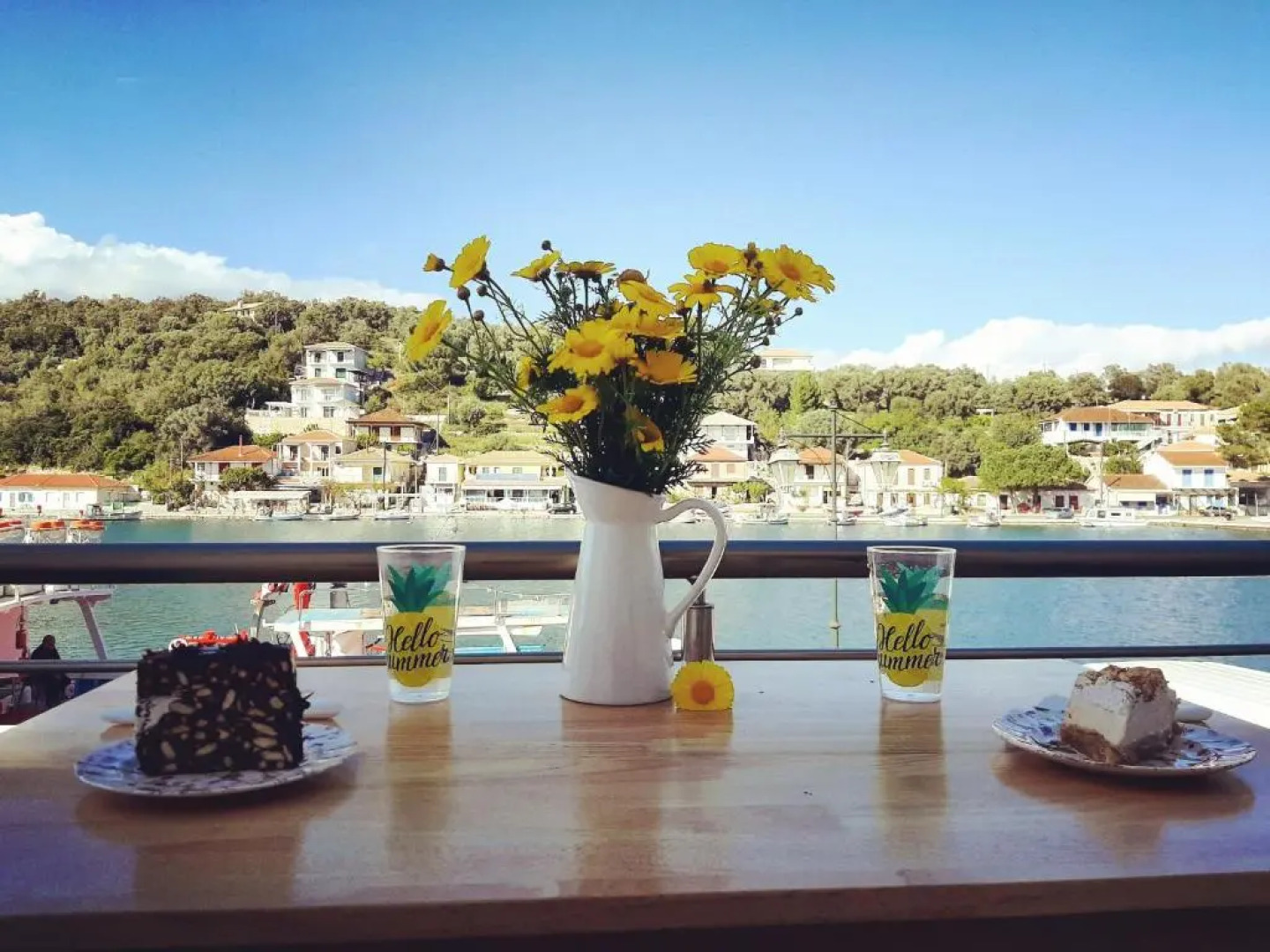 Xaradiotis House - A modern home away from home