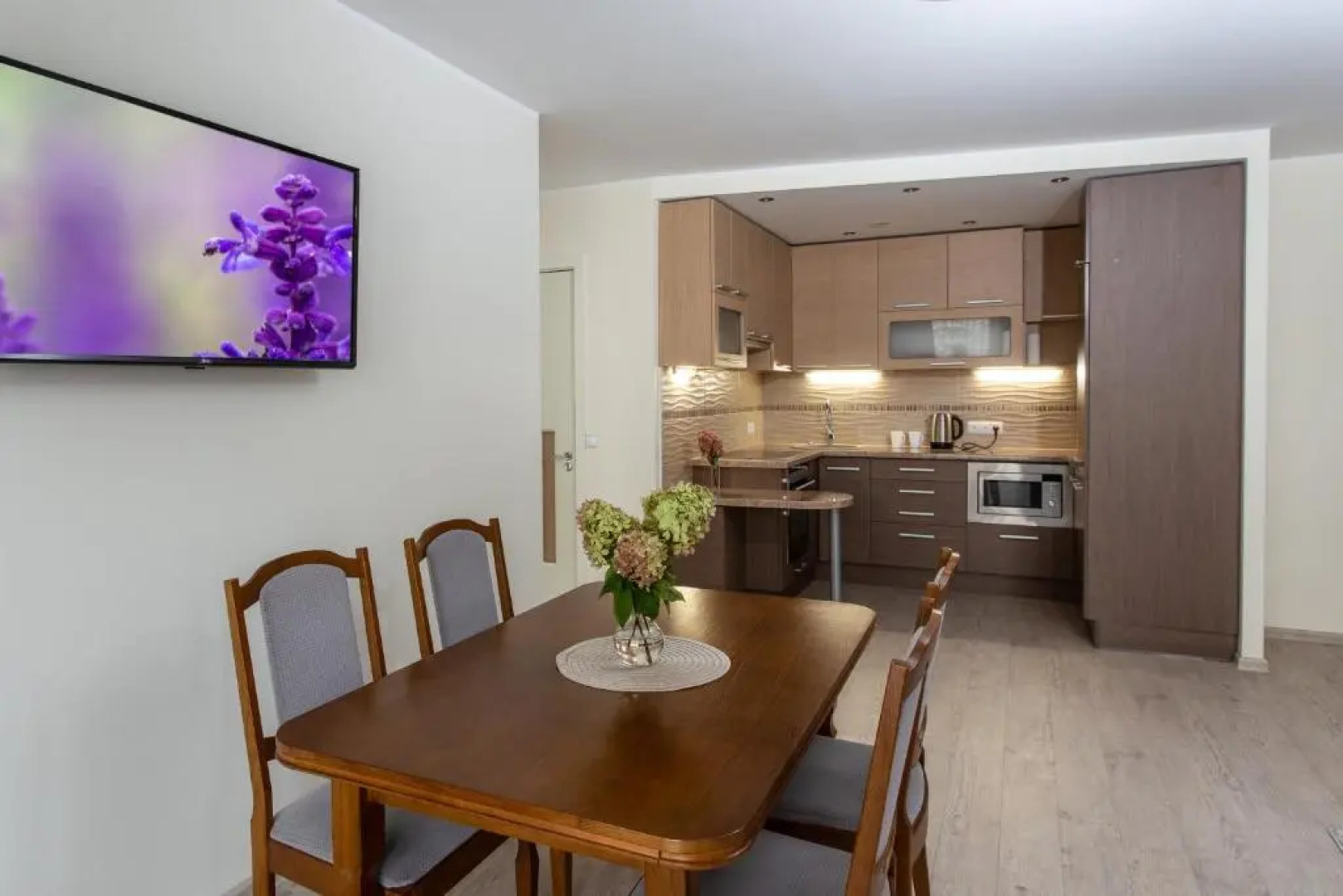 Violetos Lux Apartamentai