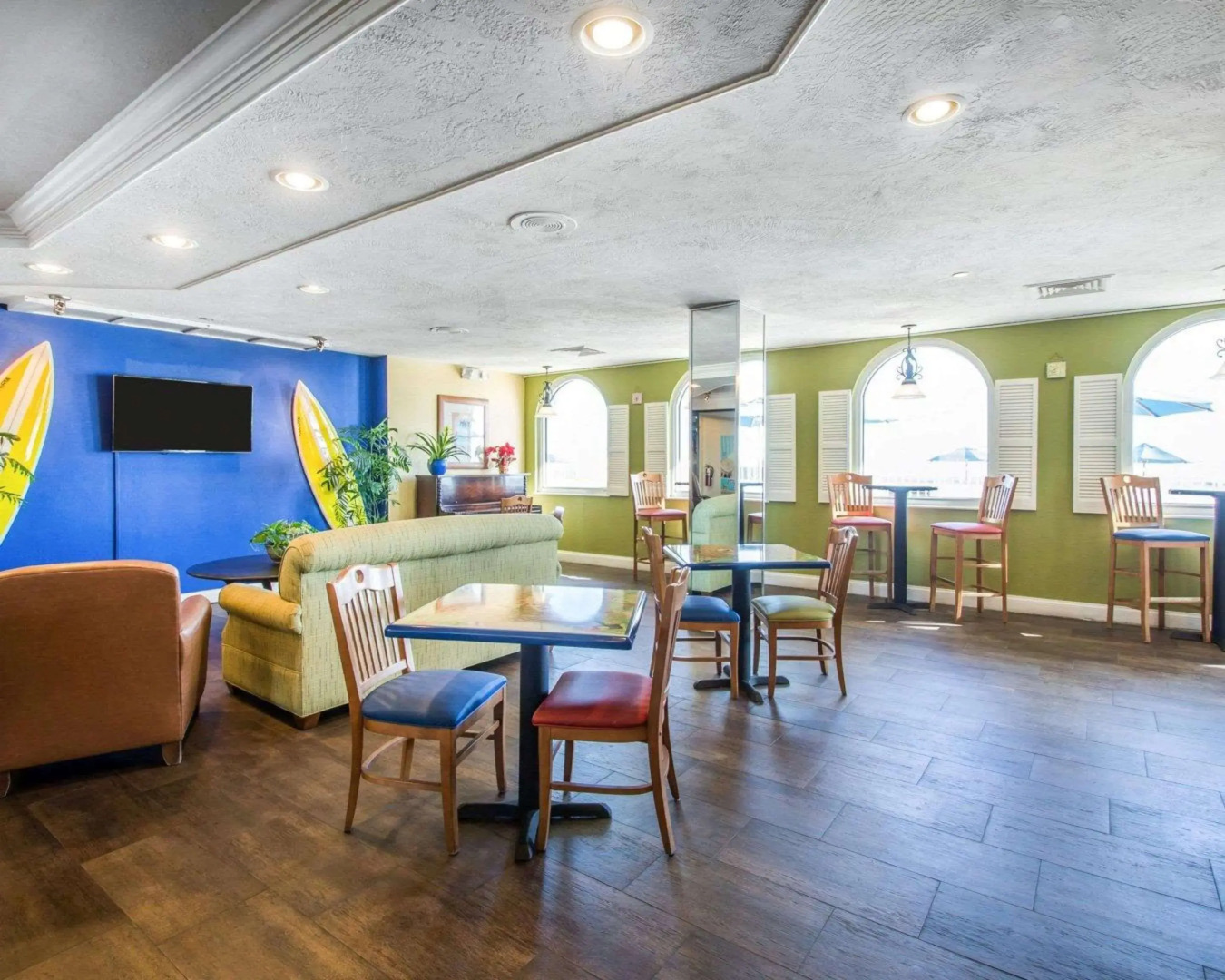 Casa Del Mar Beach Resort