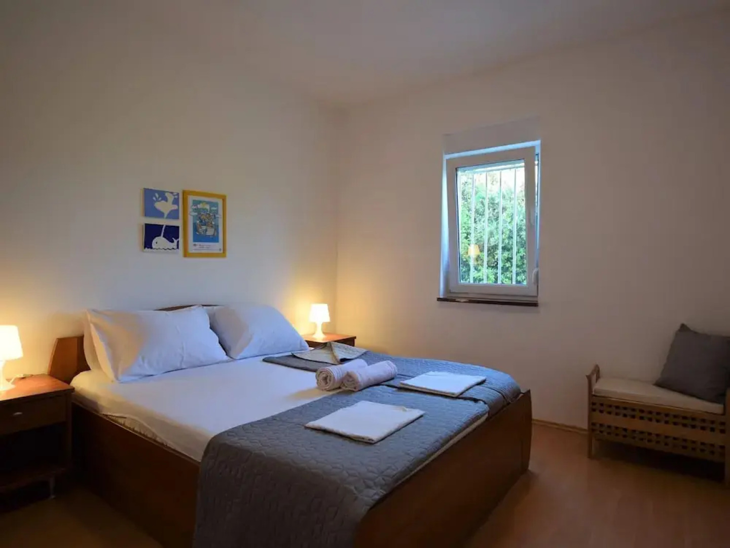 Holiday House in a Quiet Area Near the Sea, Private Garden, Terrace and BBQ