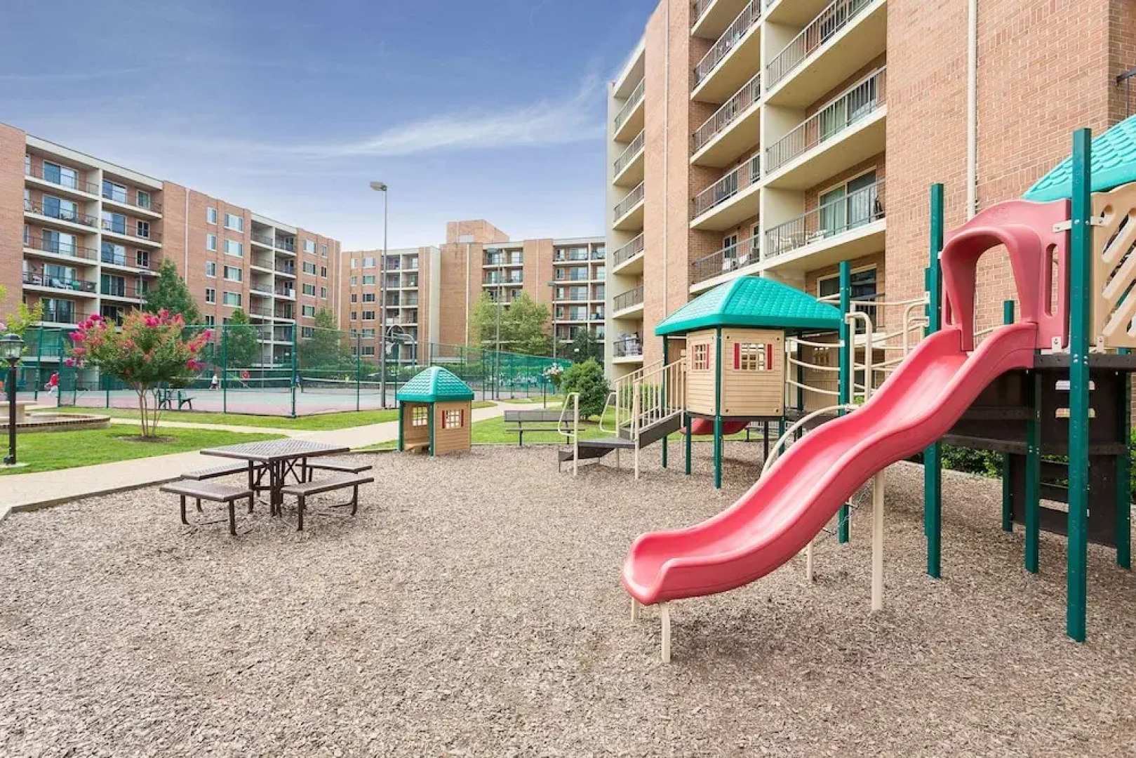 Oakwood Falls Church