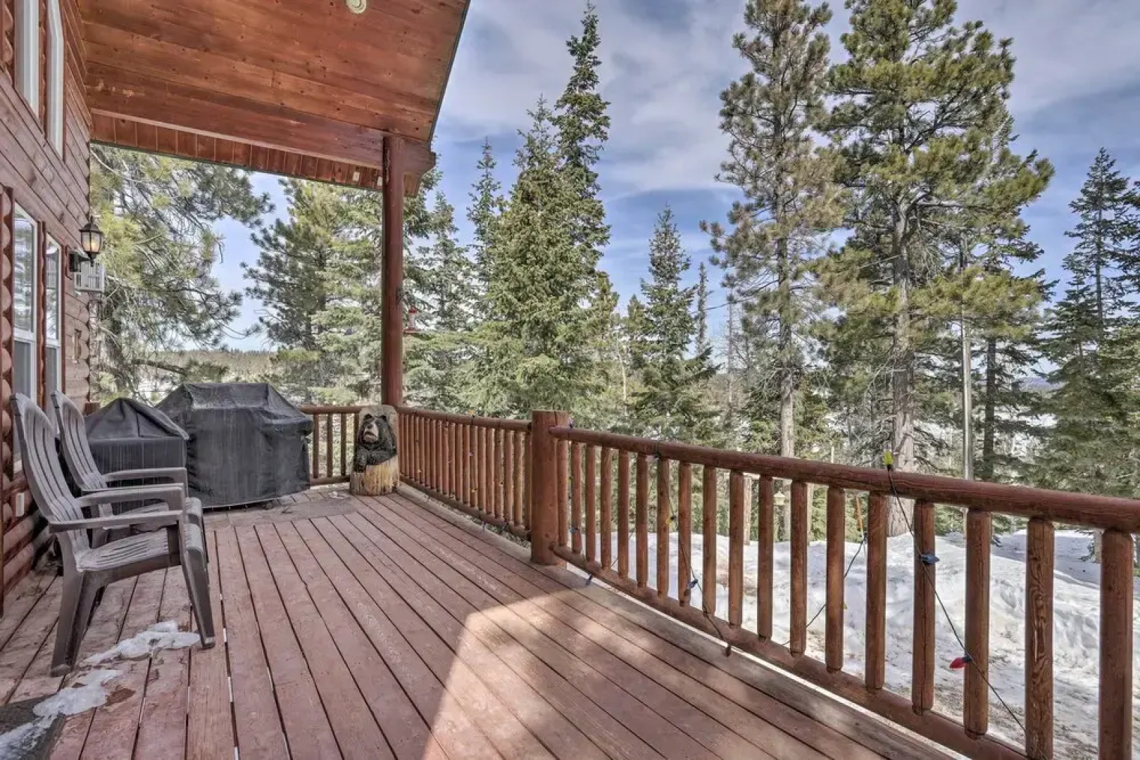 Cabin w/ Deck & Fire Pit in Duck Creek Village
