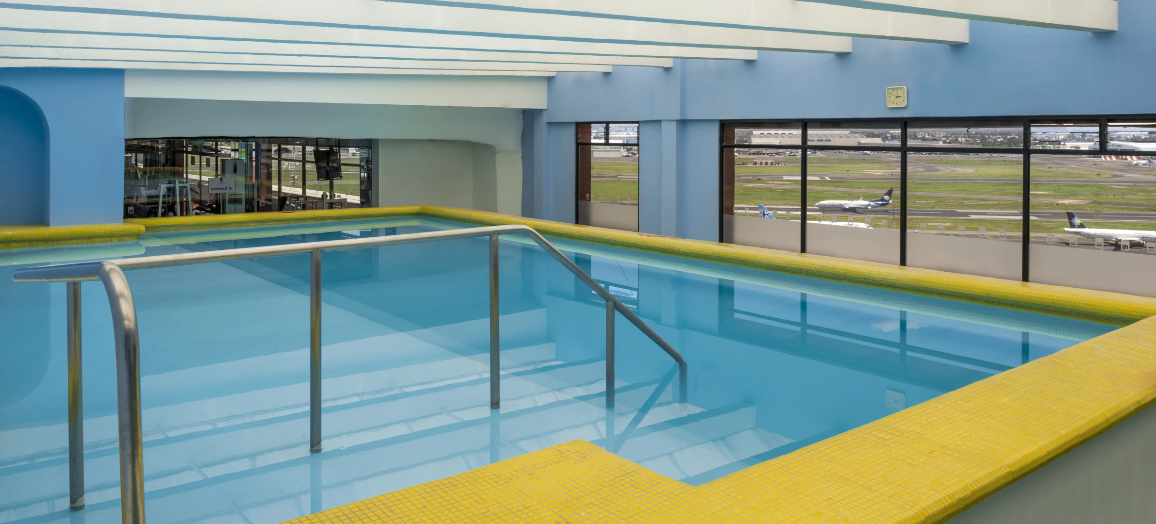 Отель Camino Real Aeropuerto Mexico