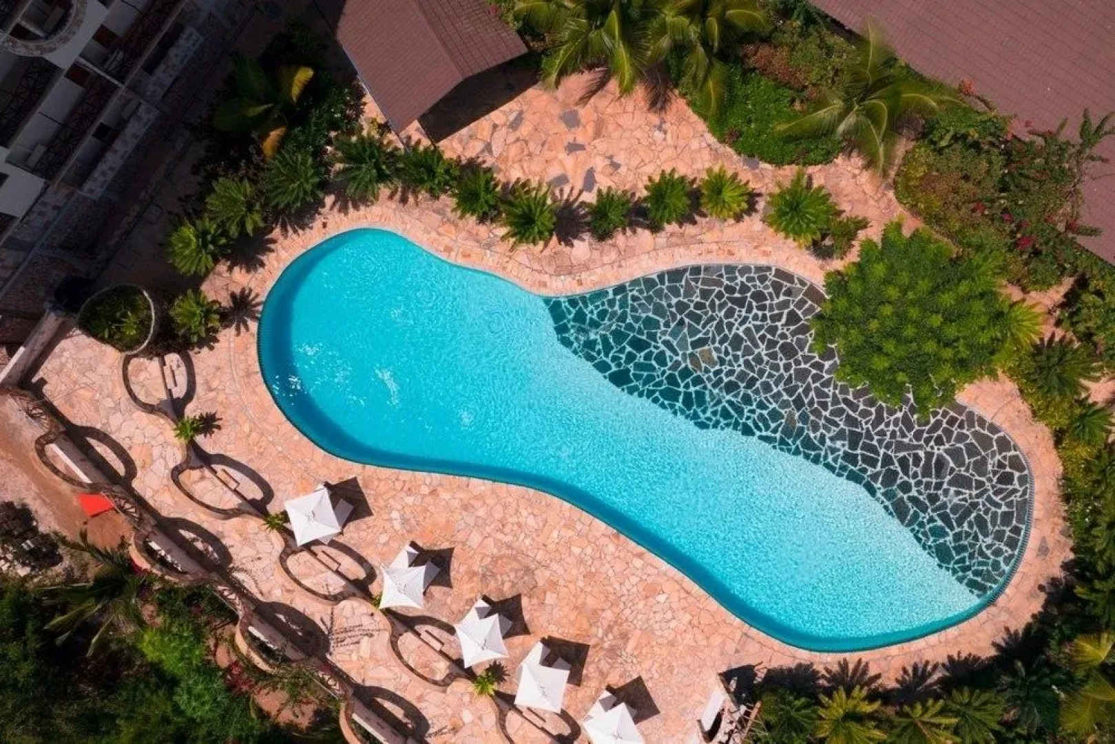 Palumbo Waves Resort