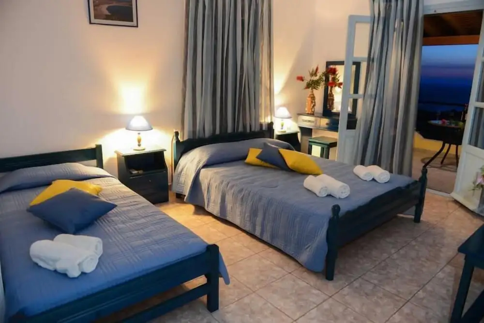Dina Hotel