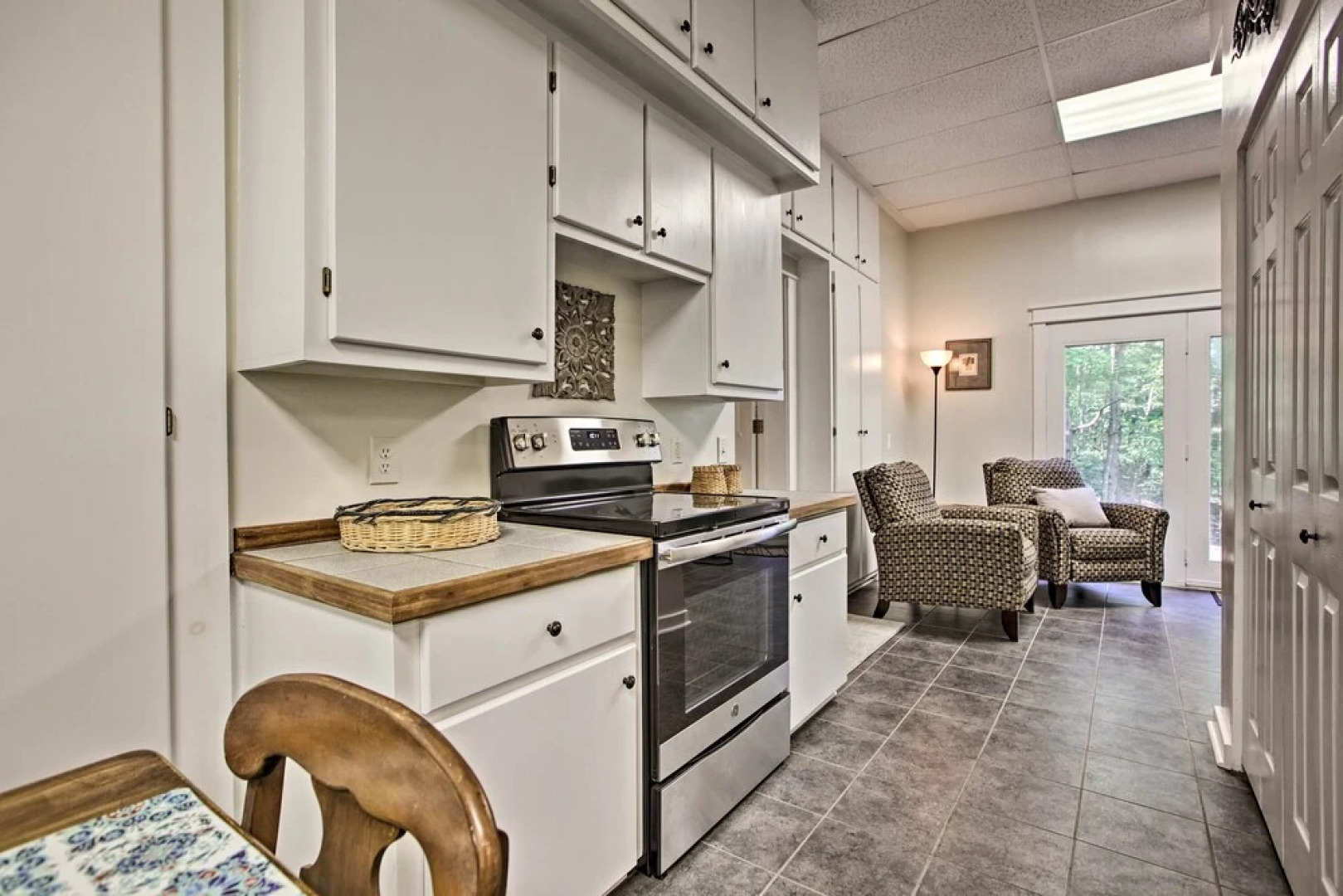 Spacious Mcgaheysville Family Retreat w/ Game Room