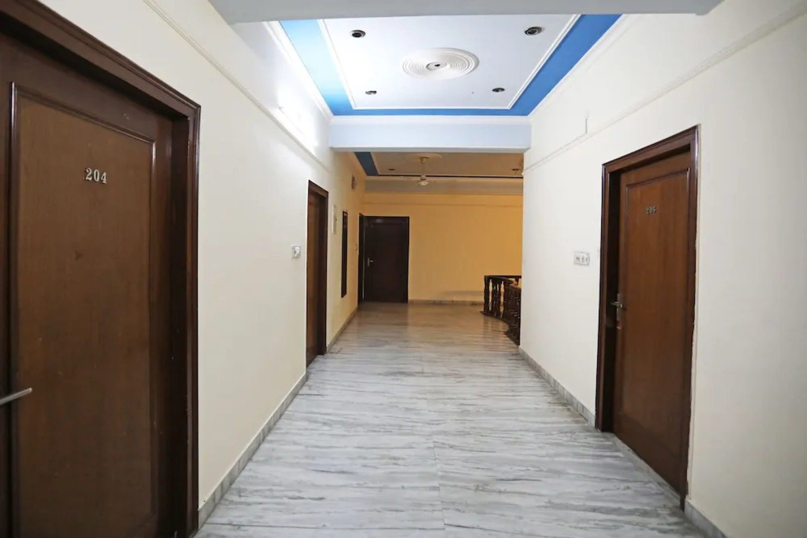 OYO 10444 Vasundhra INN