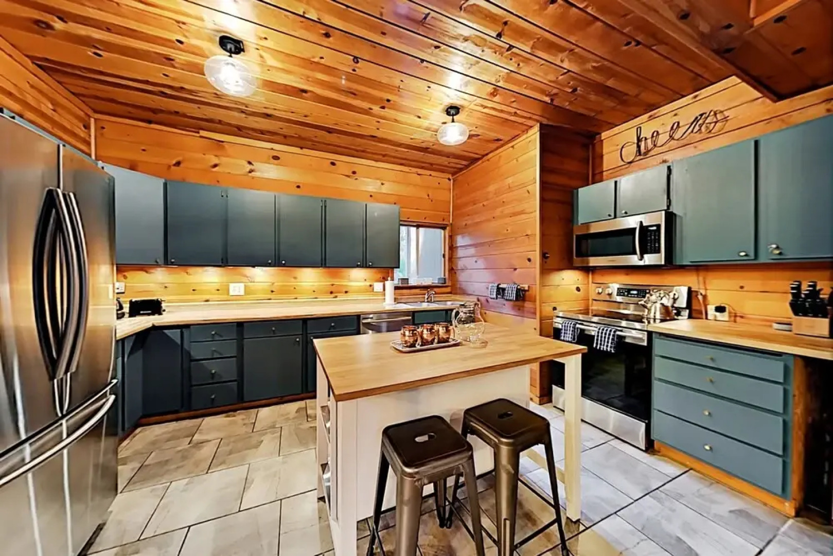 1668cwxo 3 Bedroom Cabin