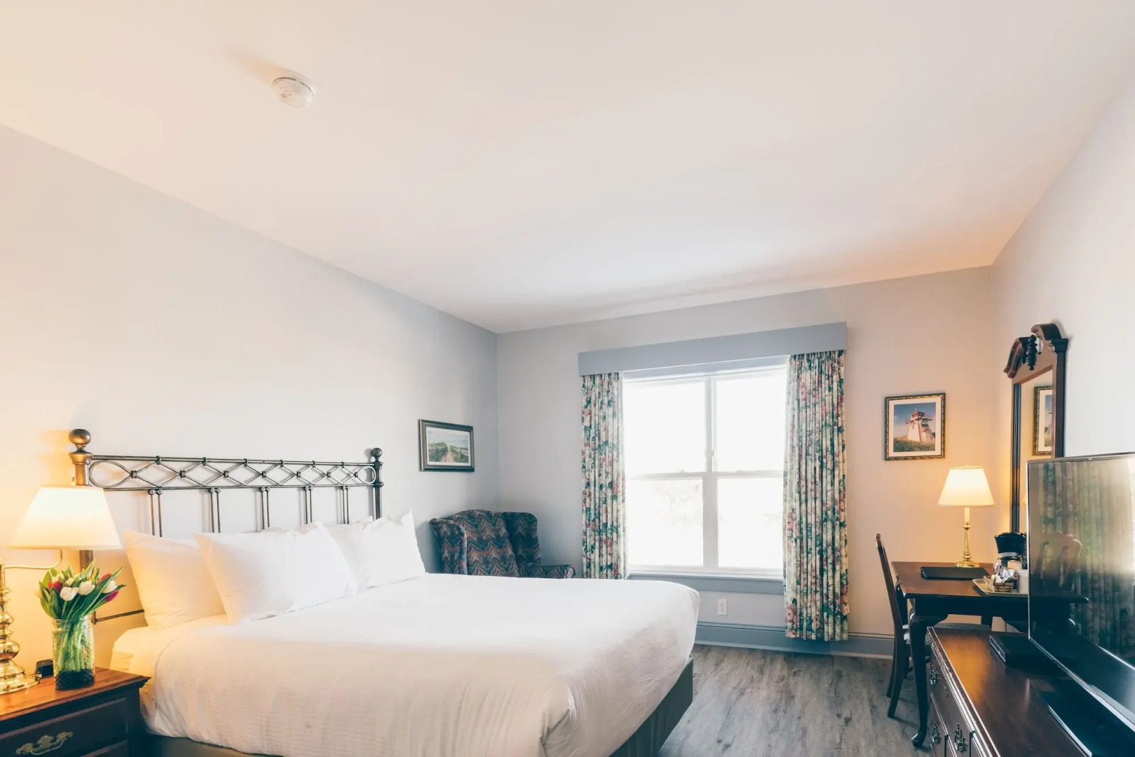 Loyalist Country Inn & Conference Centre