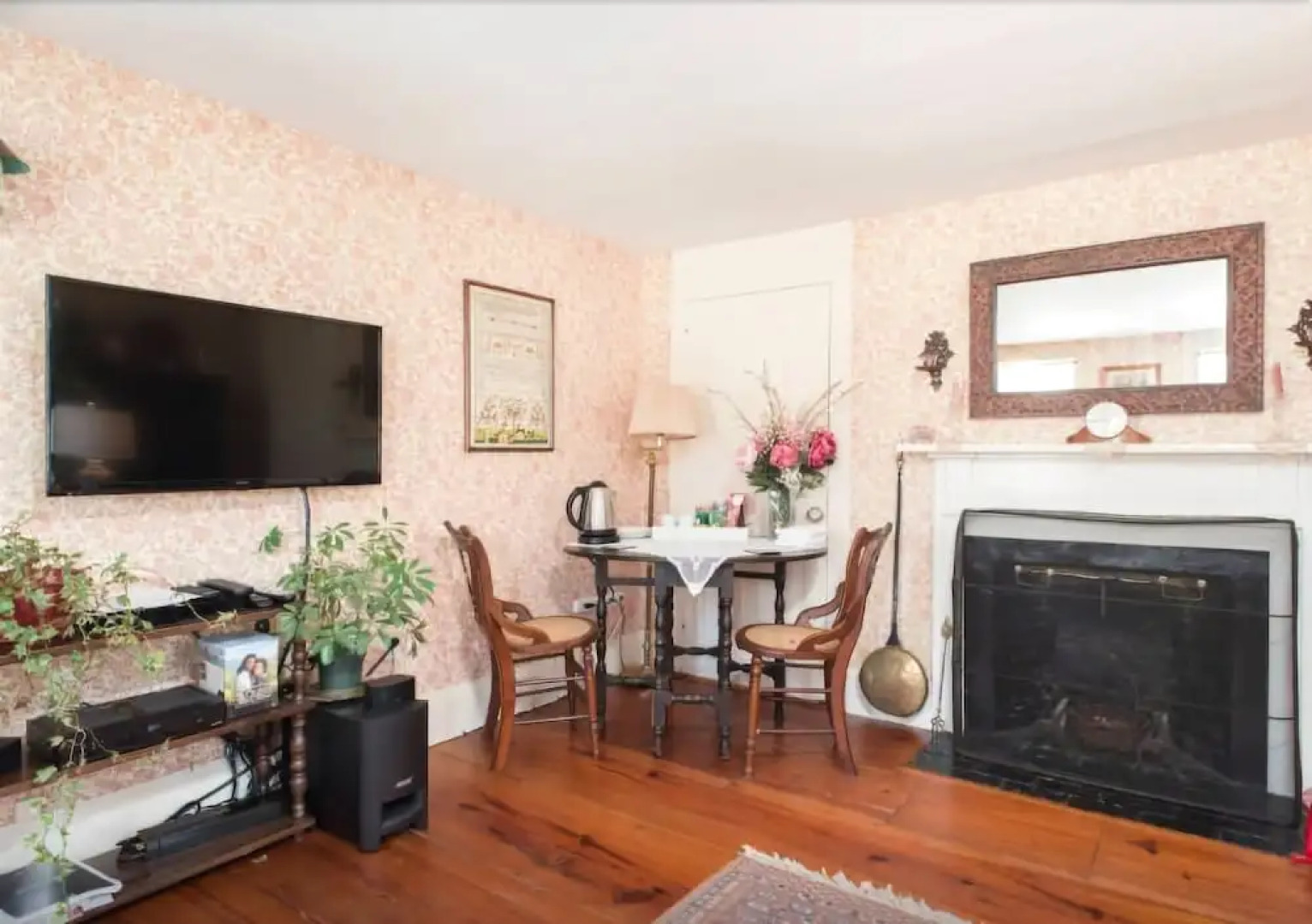 Fletcher Tavern Bed & Breakfast