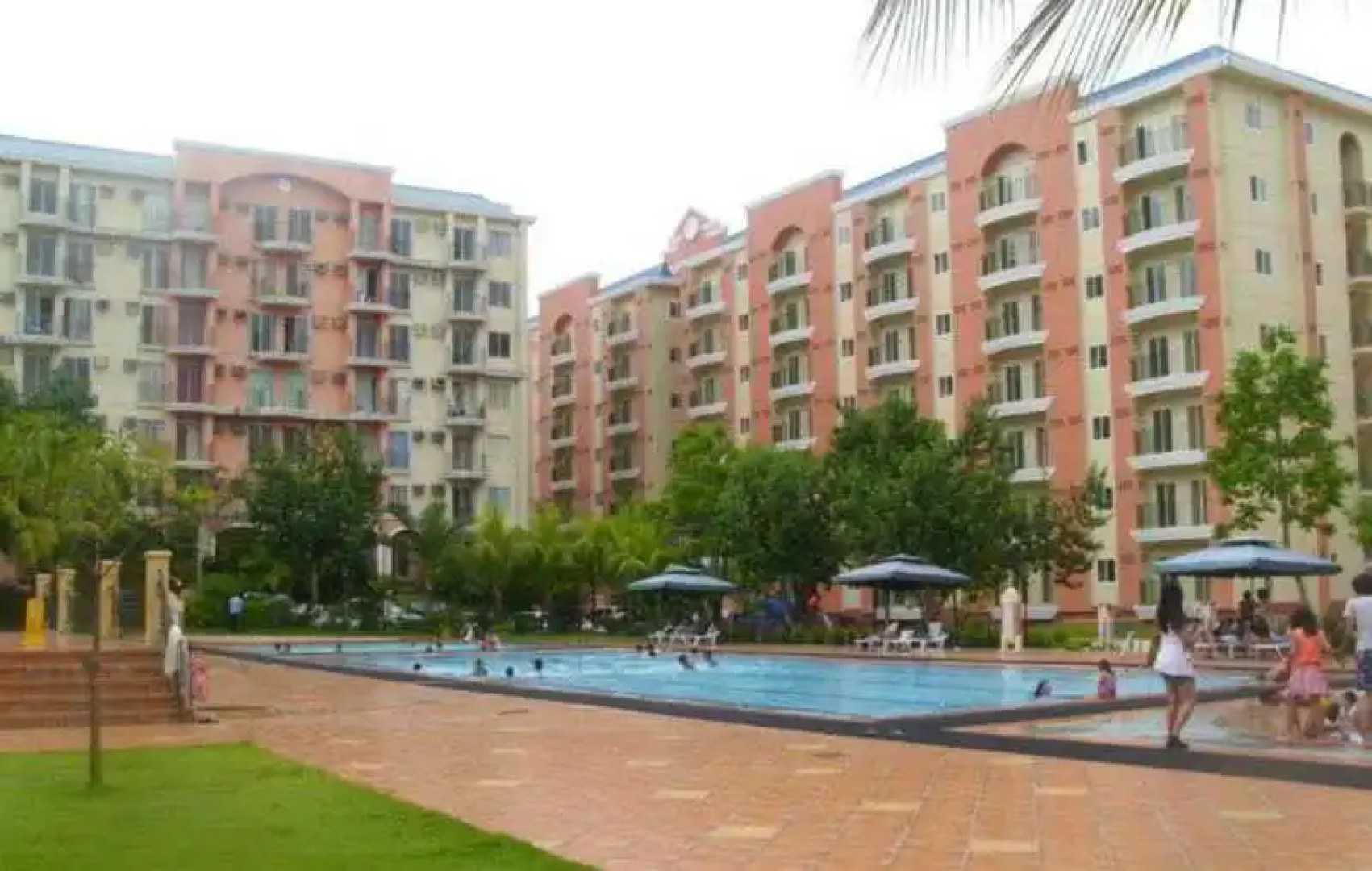 Chateau Elysee - Eiffel