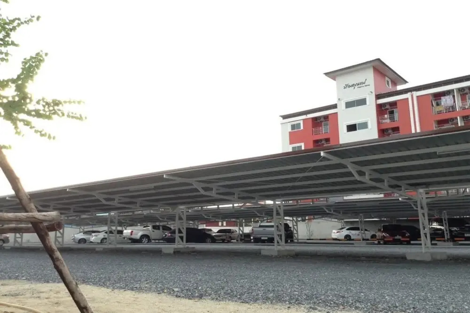 Apartment Baan Khun Mae