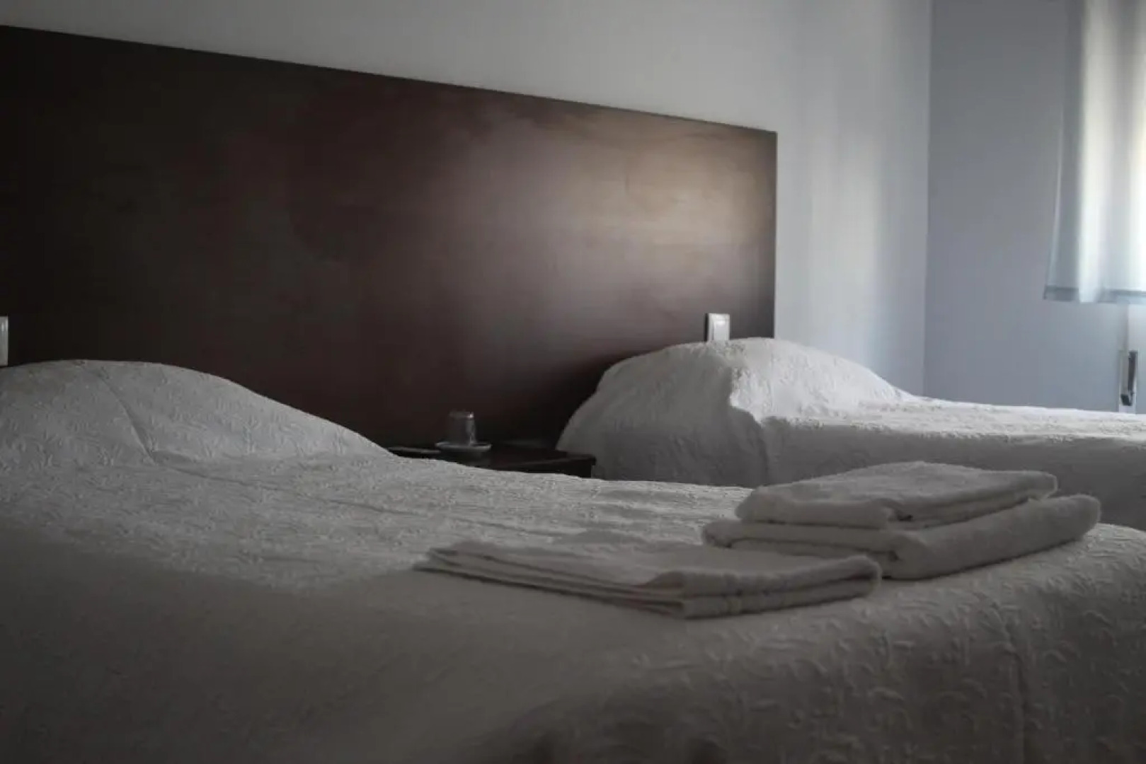 Caçula, Alojamento Local