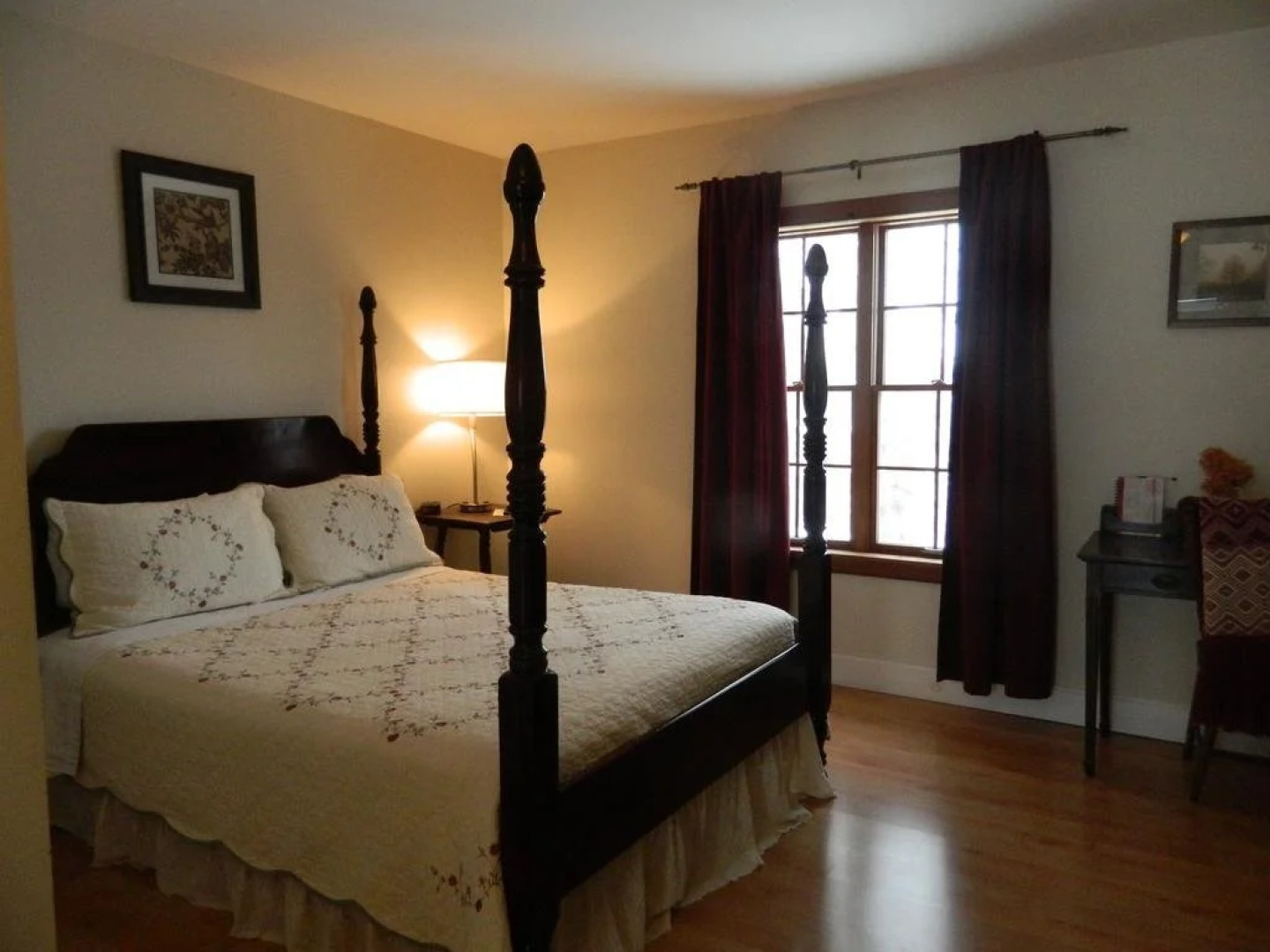 1854, The Maplegrove Inn