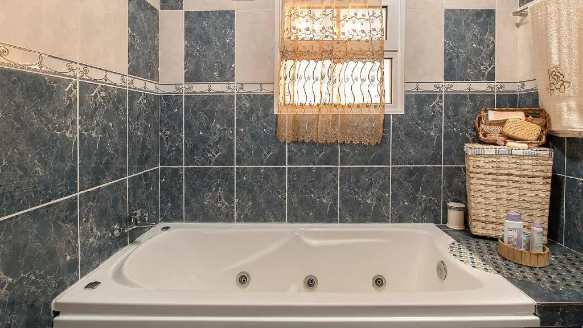 Paradise House Calheta