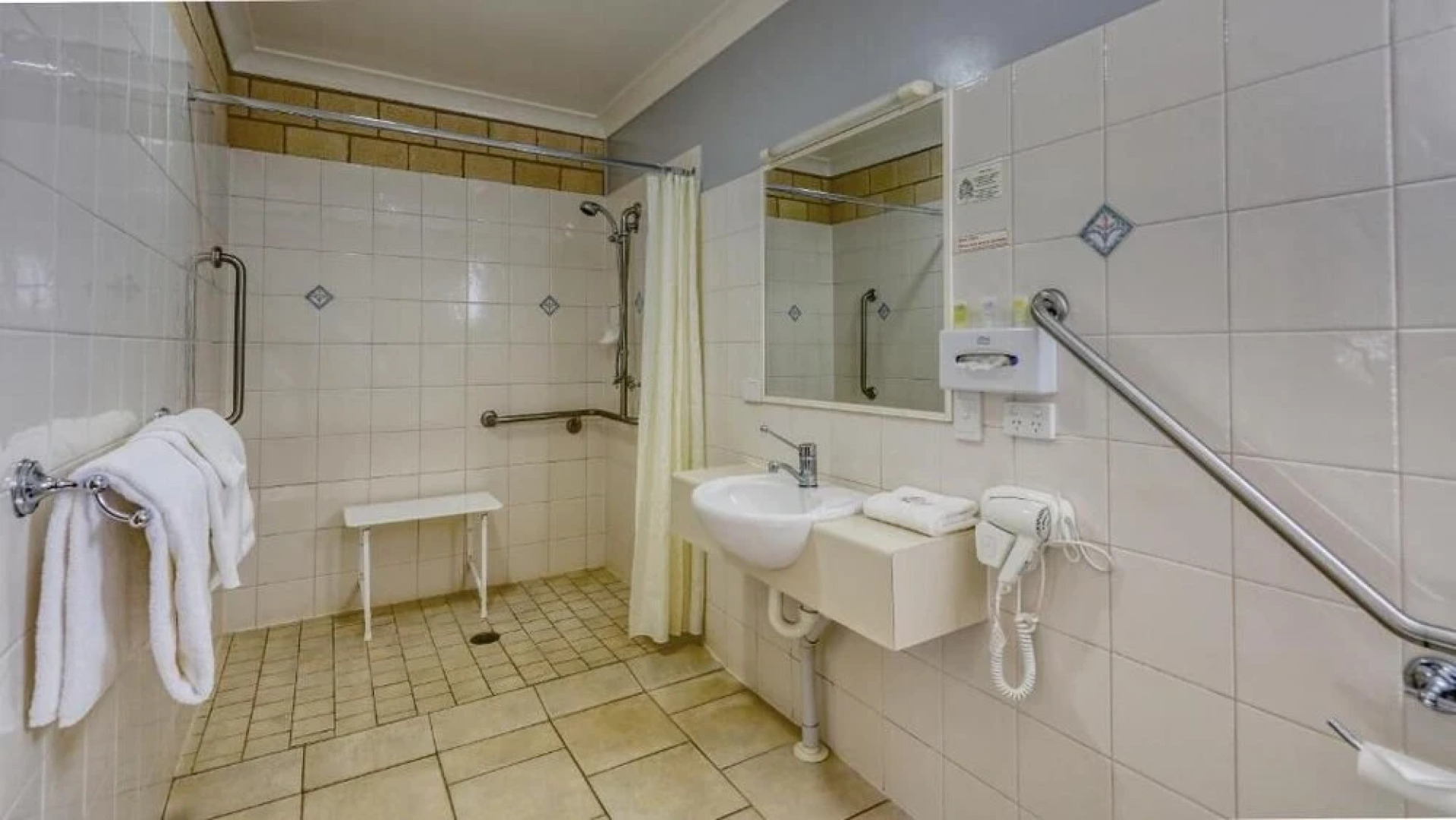 Jacaranda Country Motel