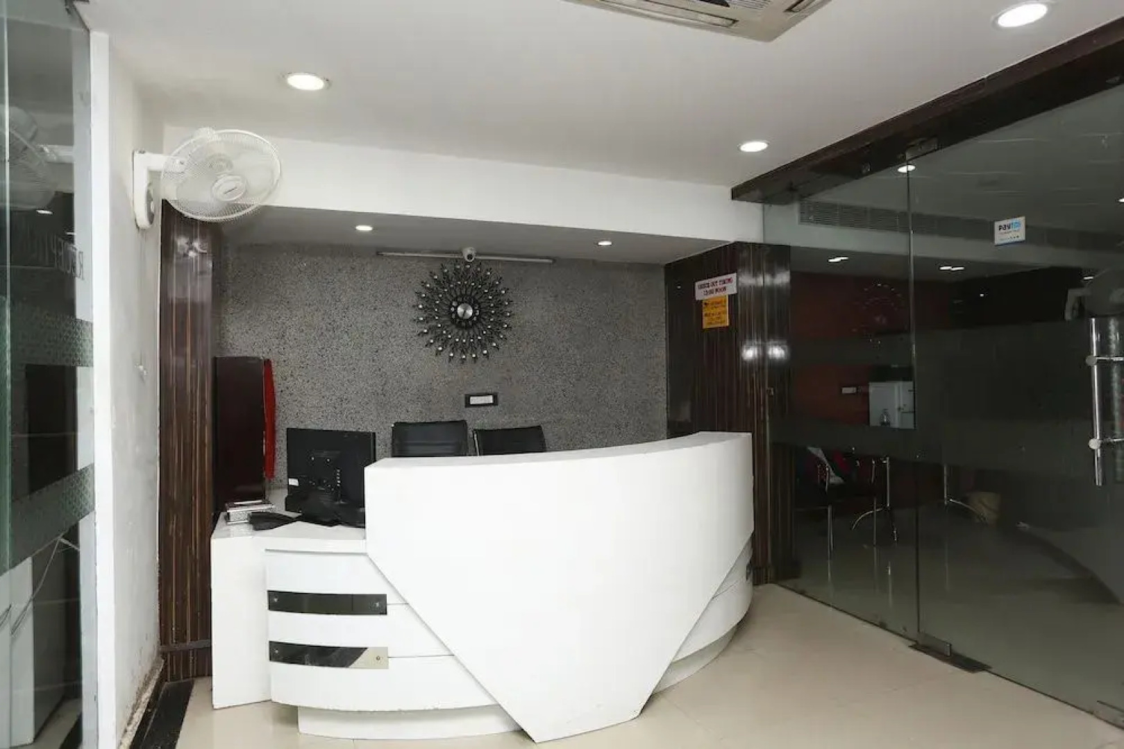 Hotel Galaxy by OYO Rooms
