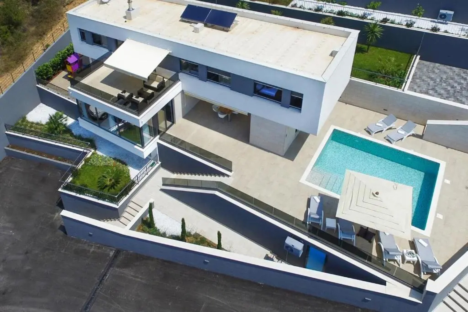 Luxury, seafront Villa Petra with heated pool only 50m from beach