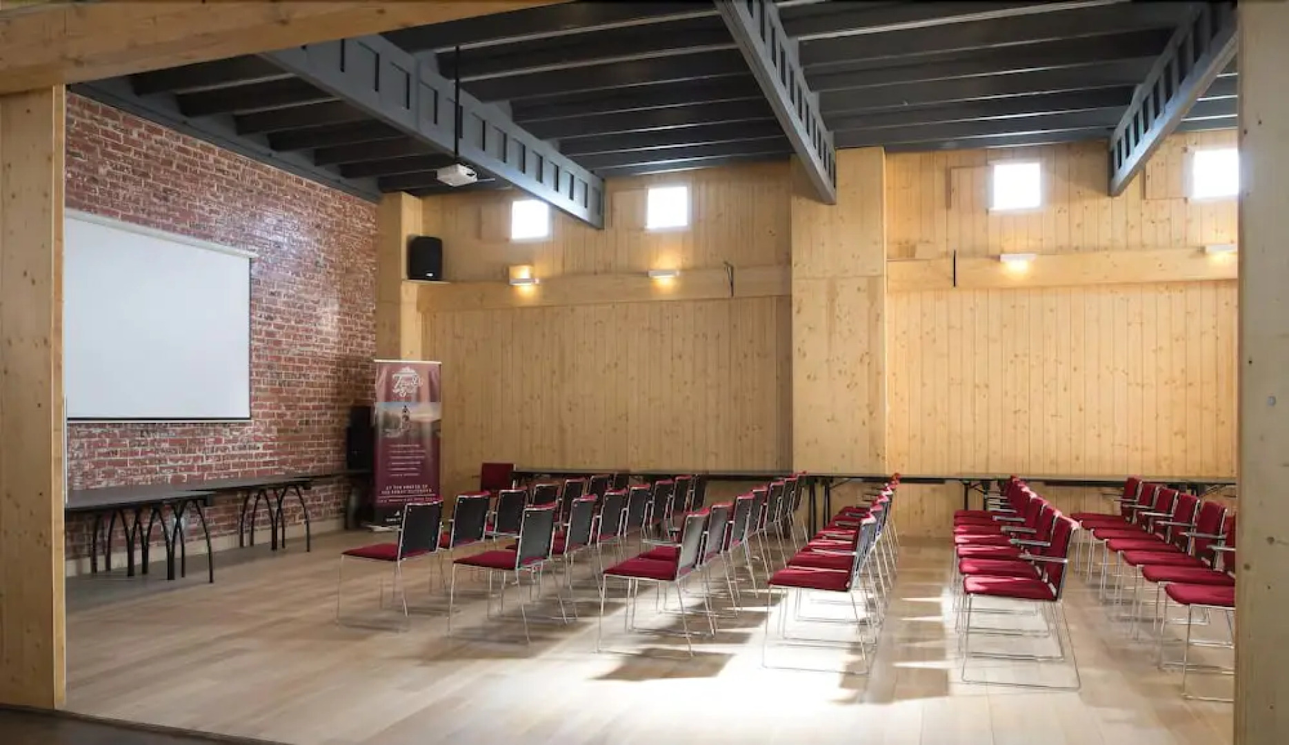 Trails End Bike Hotel