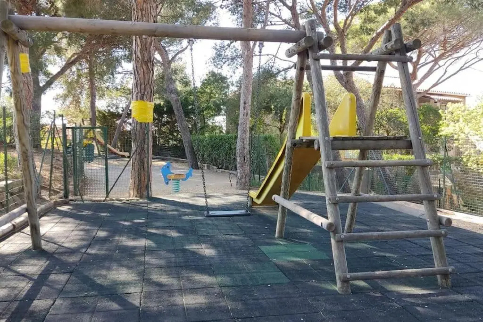 Cap au Soleil pour cet appartement avec piscine