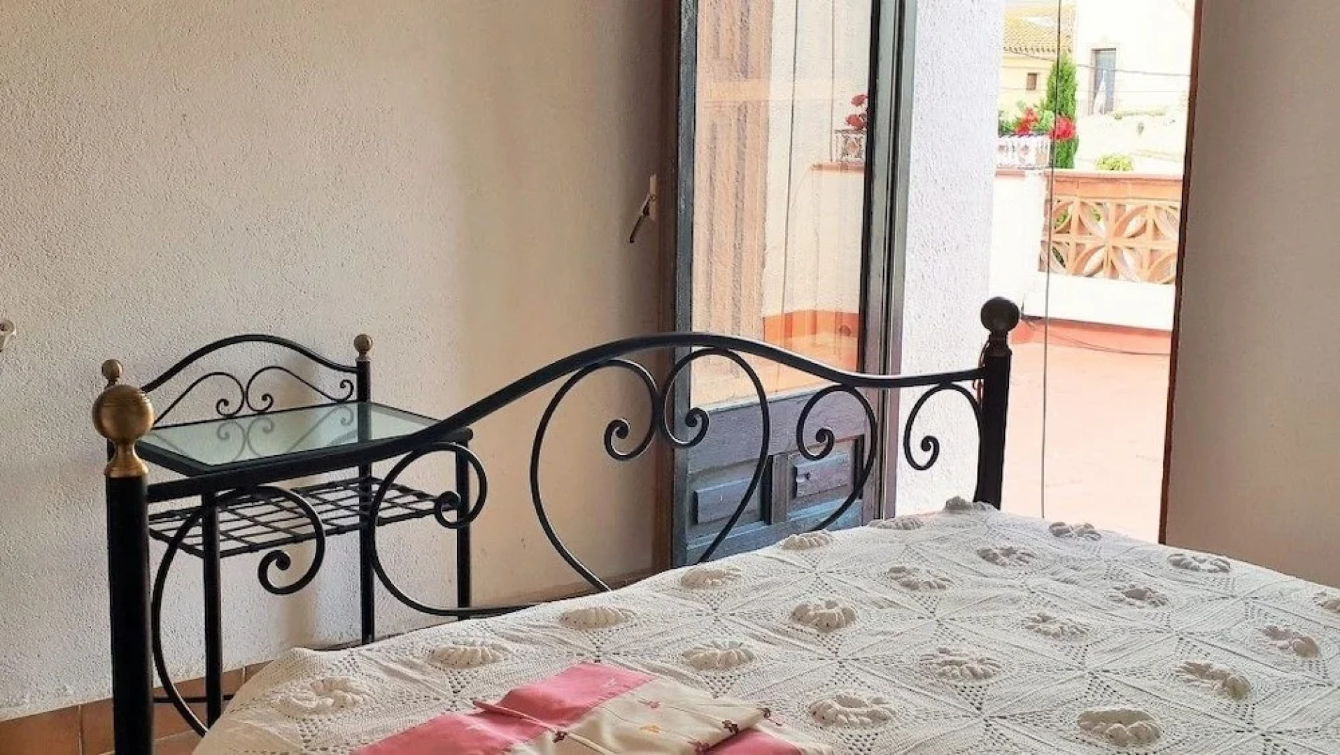 Casa rural en Albóns a 8 min de la playa de la Escala